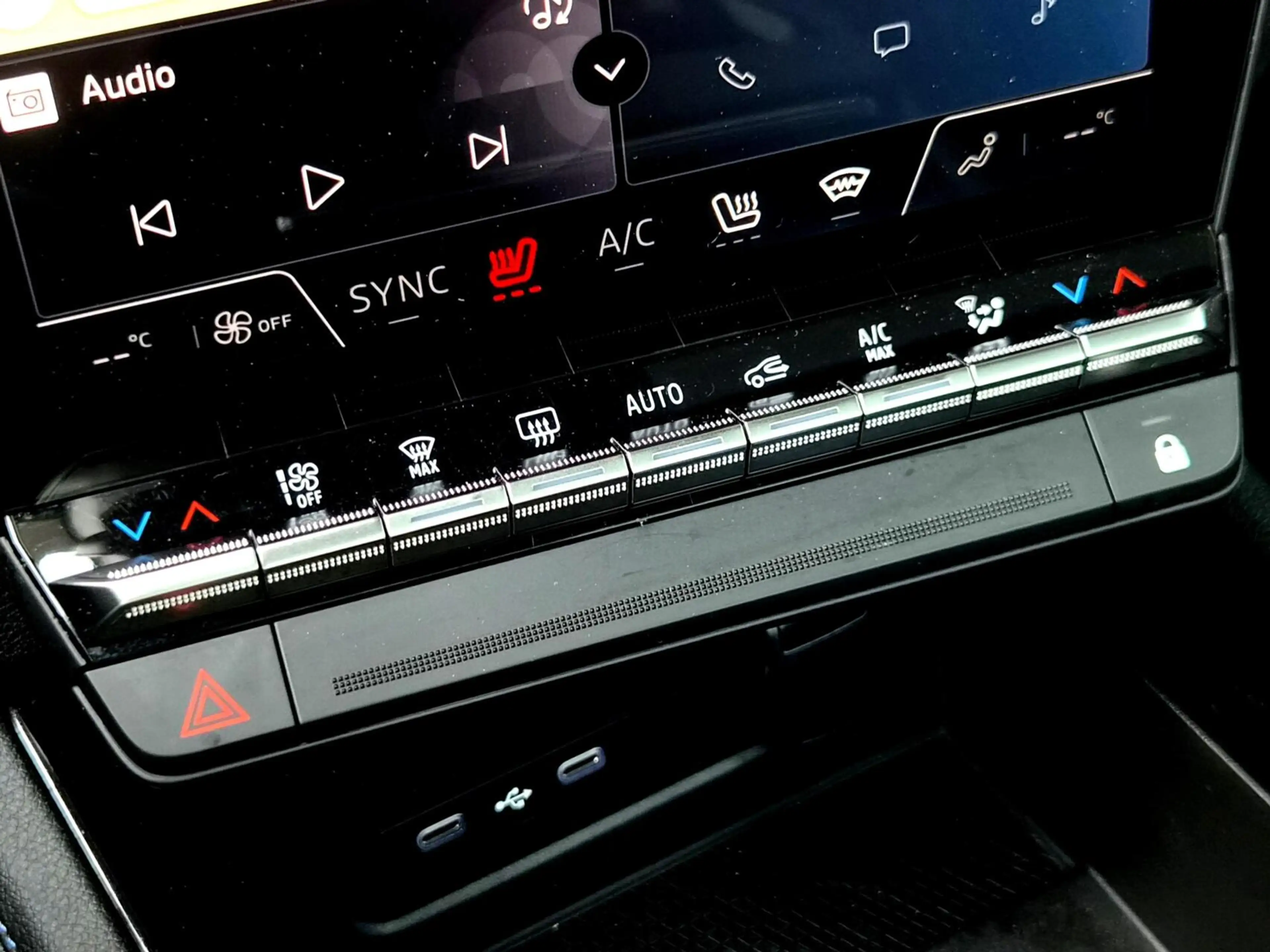 Renault Austral 1.2 E-Tech F.hybrid Techno Esprit Alpine Autom. — photo 17