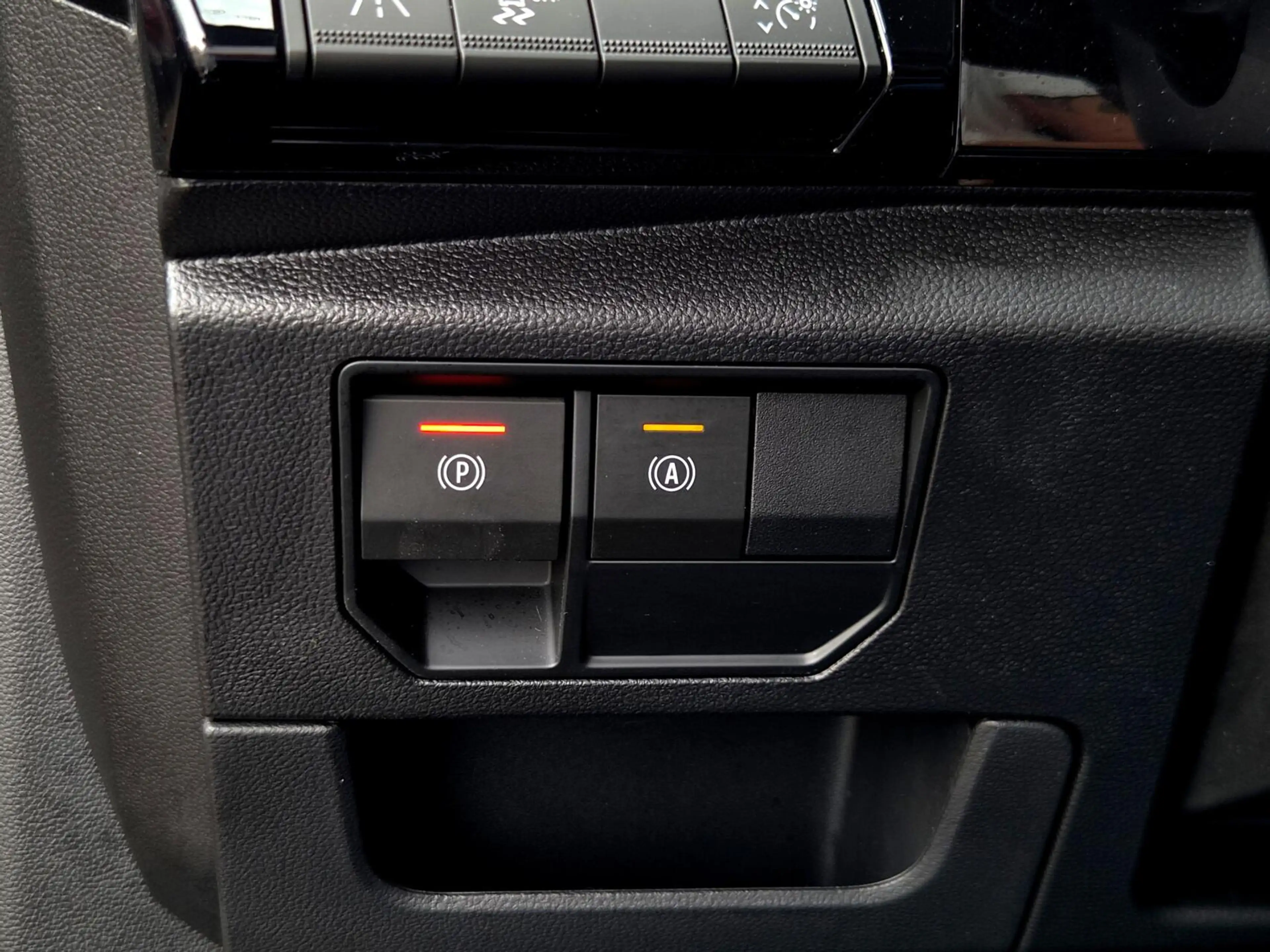 Renault Austral 1.2 E-Tech F.hybrid Techno Esprit Alpine Autom. — photo 29