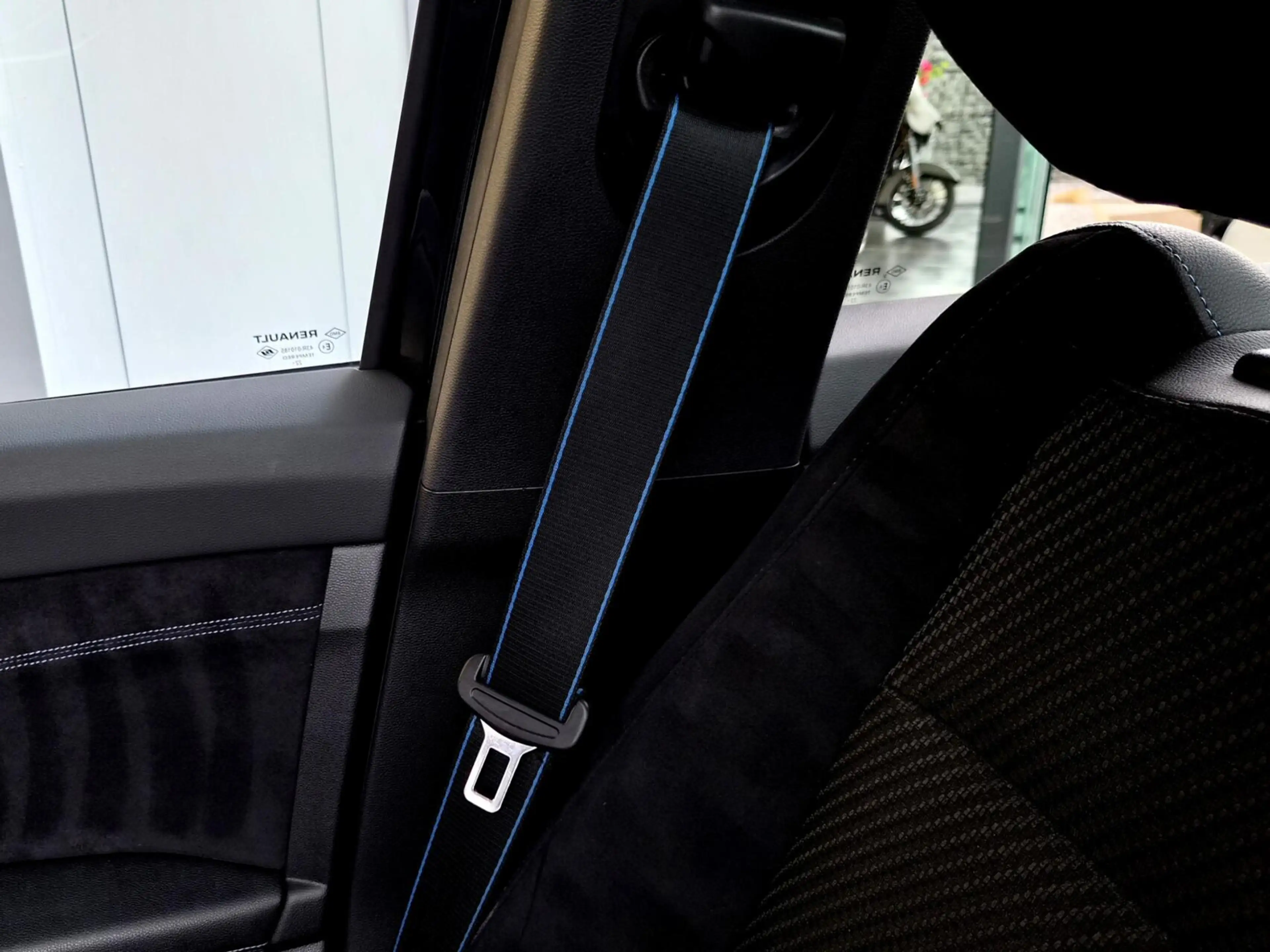 Renault Austral 1.2 E-Tech F.hybrid Techno Esprit Alpine Autom. — photo 18