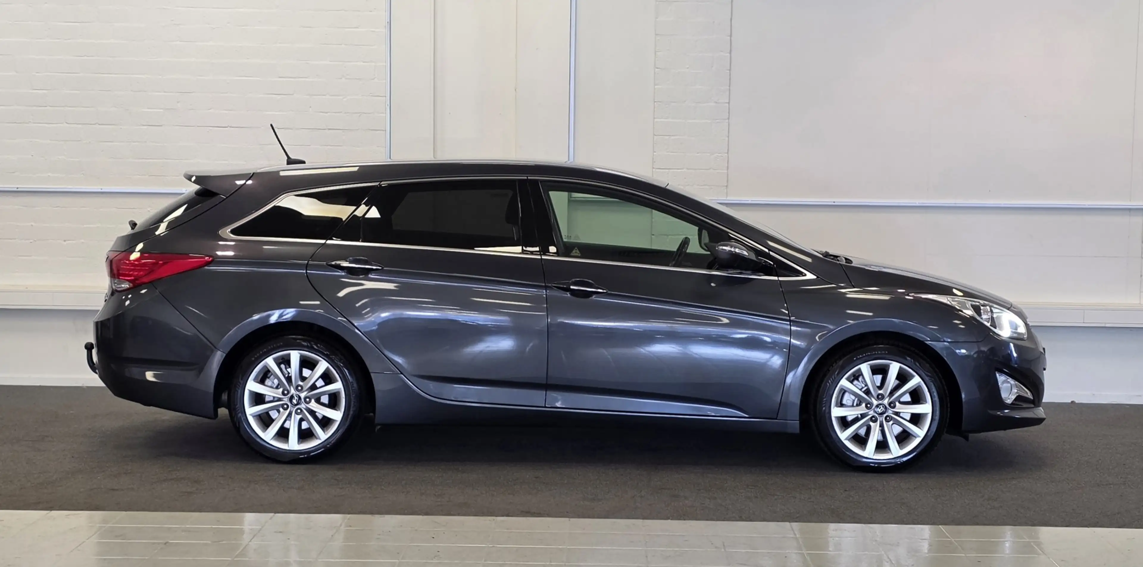 Hyundai i40 Wagon 1.6 GDI Blue Go! Edition 100% Onderhouden Tr — photo 5