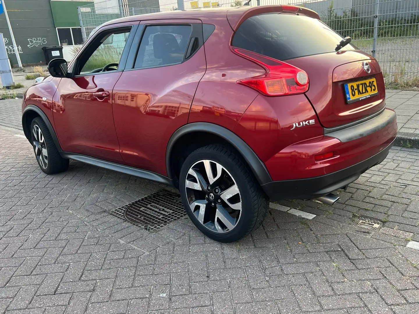 Nissan Juke 1.5 dCi S/S Conn.Edition Rood - 2