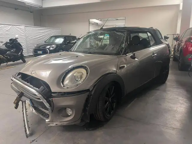 MINI Cooper D Cabrio Mini IV F57 2016 Cabrio 1.5 Hype auto
