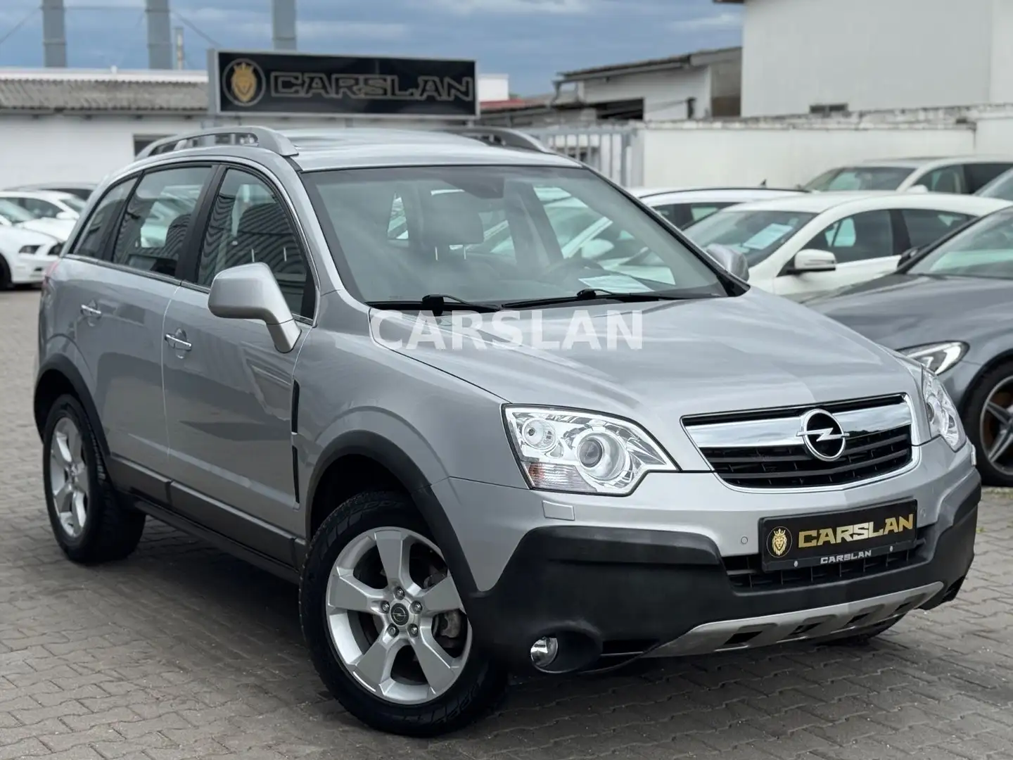 Opel Antara COSMO 4X4 1.HAND+NAVI+LEDER+XENON+AHK Silber - 1