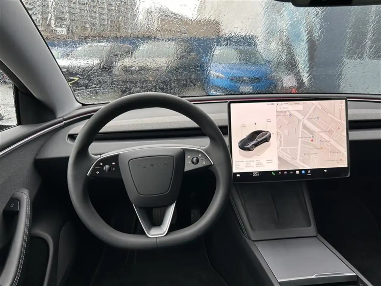 Tesla Model 3 снимка Tesla Model 3