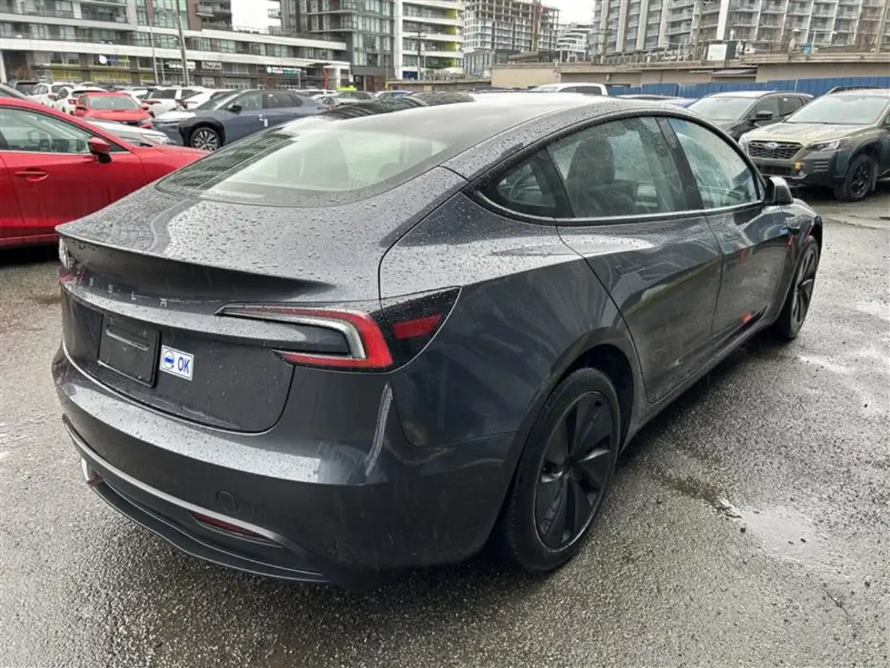 Tesla Model 3 снимка Tesla Model 3