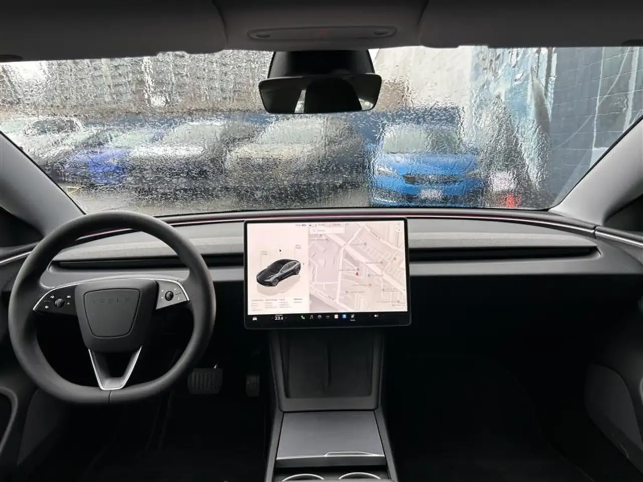 Tesla Model 3 снимка Tesla Model 3