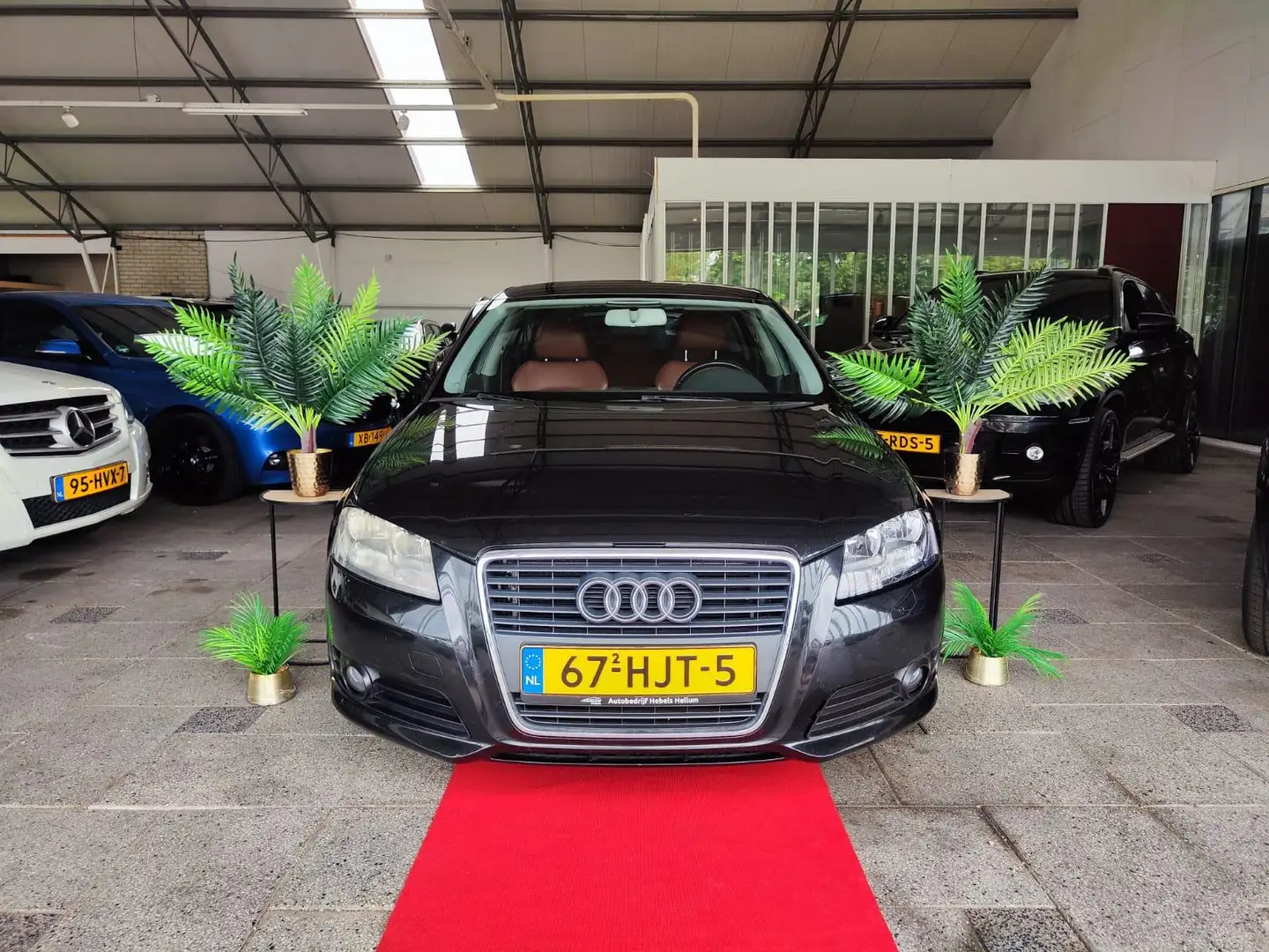 Audi A3 Sportback 2.0 TDI 140 PK Business Edition Schwarz - 1