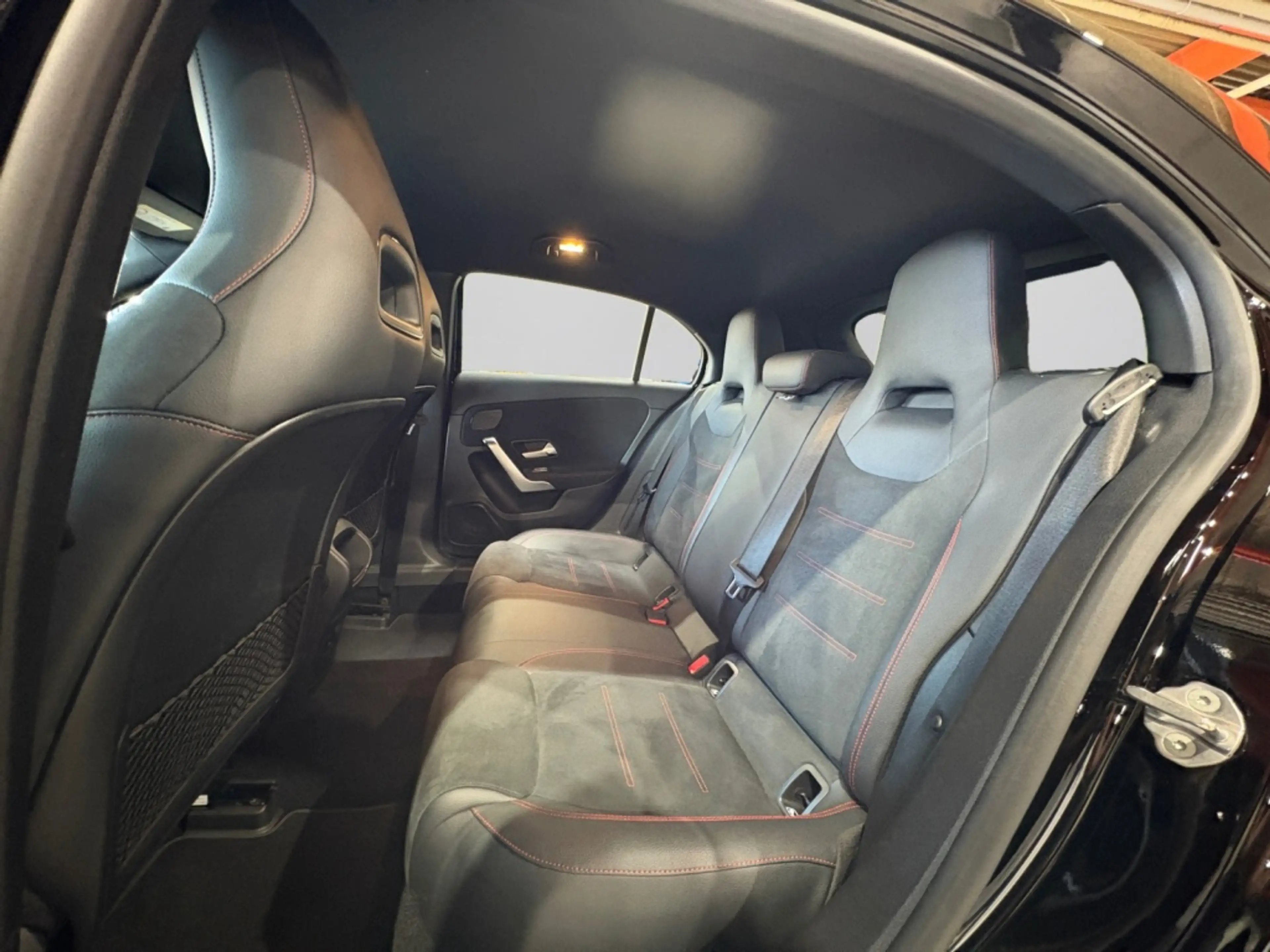 Mercedes-Benz A 250 e Kompaktlimousine AMG|MBEAM|NIGHT|MBUX|LM — photo 15