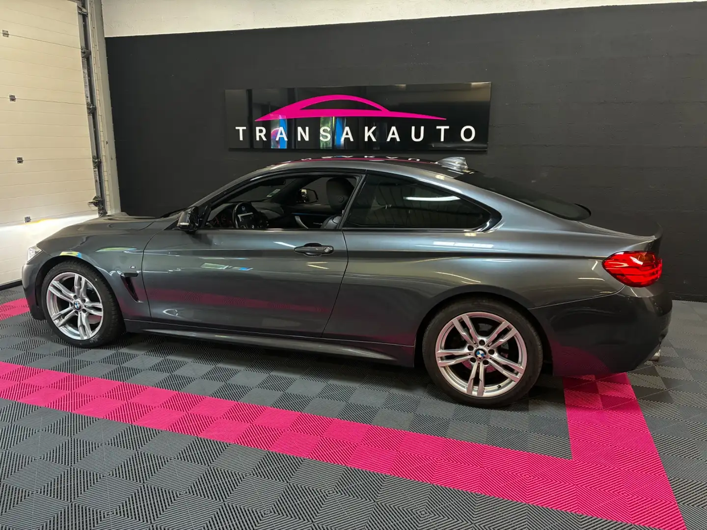 BMW M Sport Gri - 2