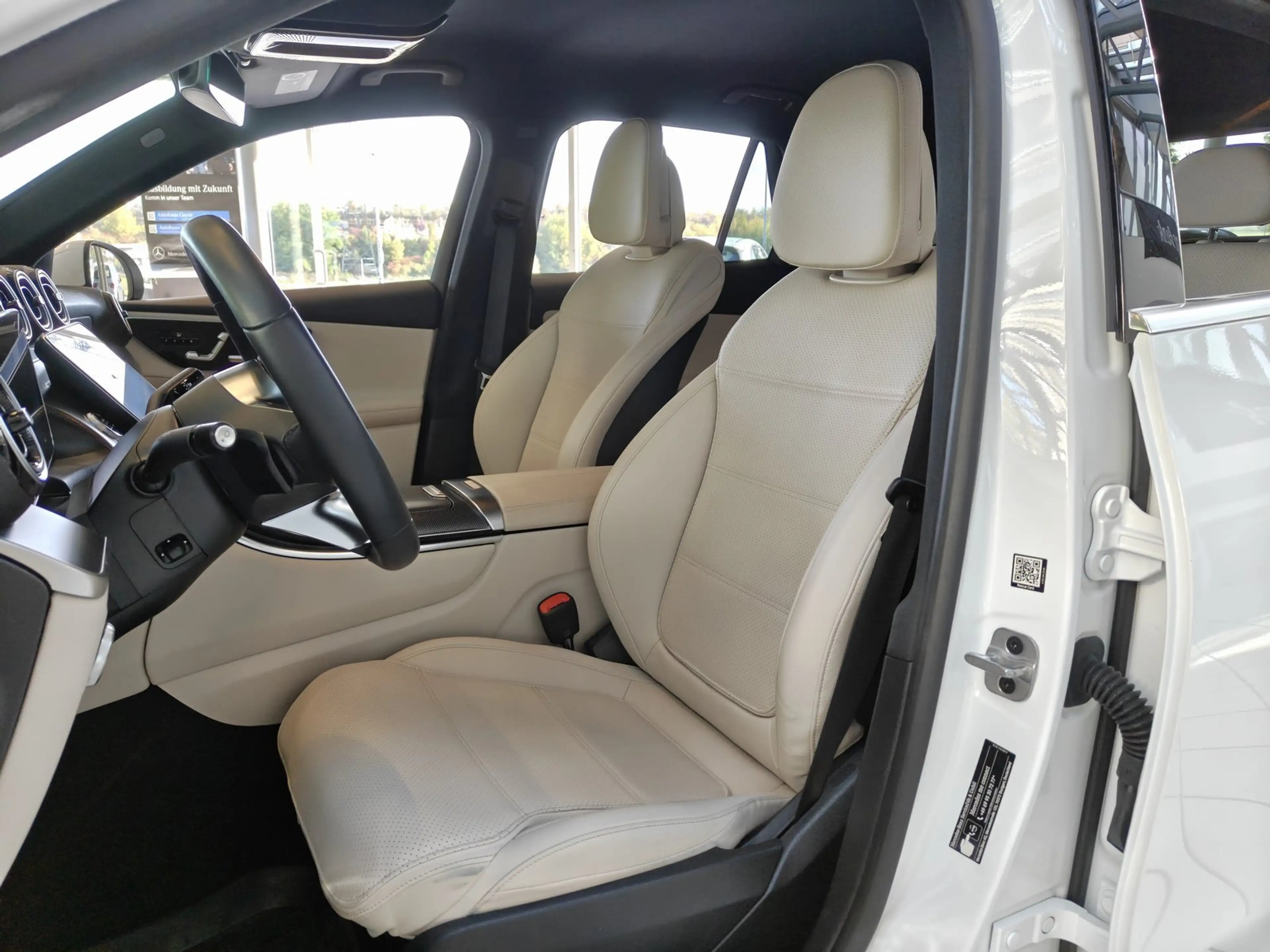 Mercedes-Benz GLC 220 d Avantgarde 4M AHK+DISTRONIC+DIGITALIGHT — photo 10
