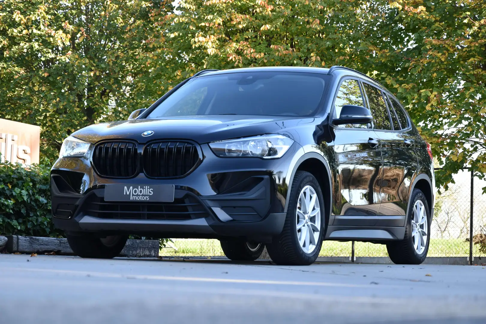 BMW X1 sDrive16 Facelift Model  Leder/NaviPro/Garantie Zwart - 2