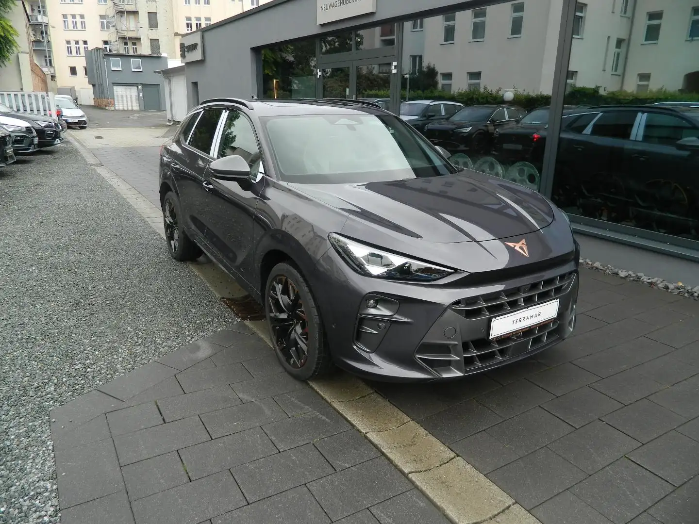 CUPRA Terramar VZ 1.5 e-HYBRID DSG Leder/Matrix/PanoramaD/Sen - 1