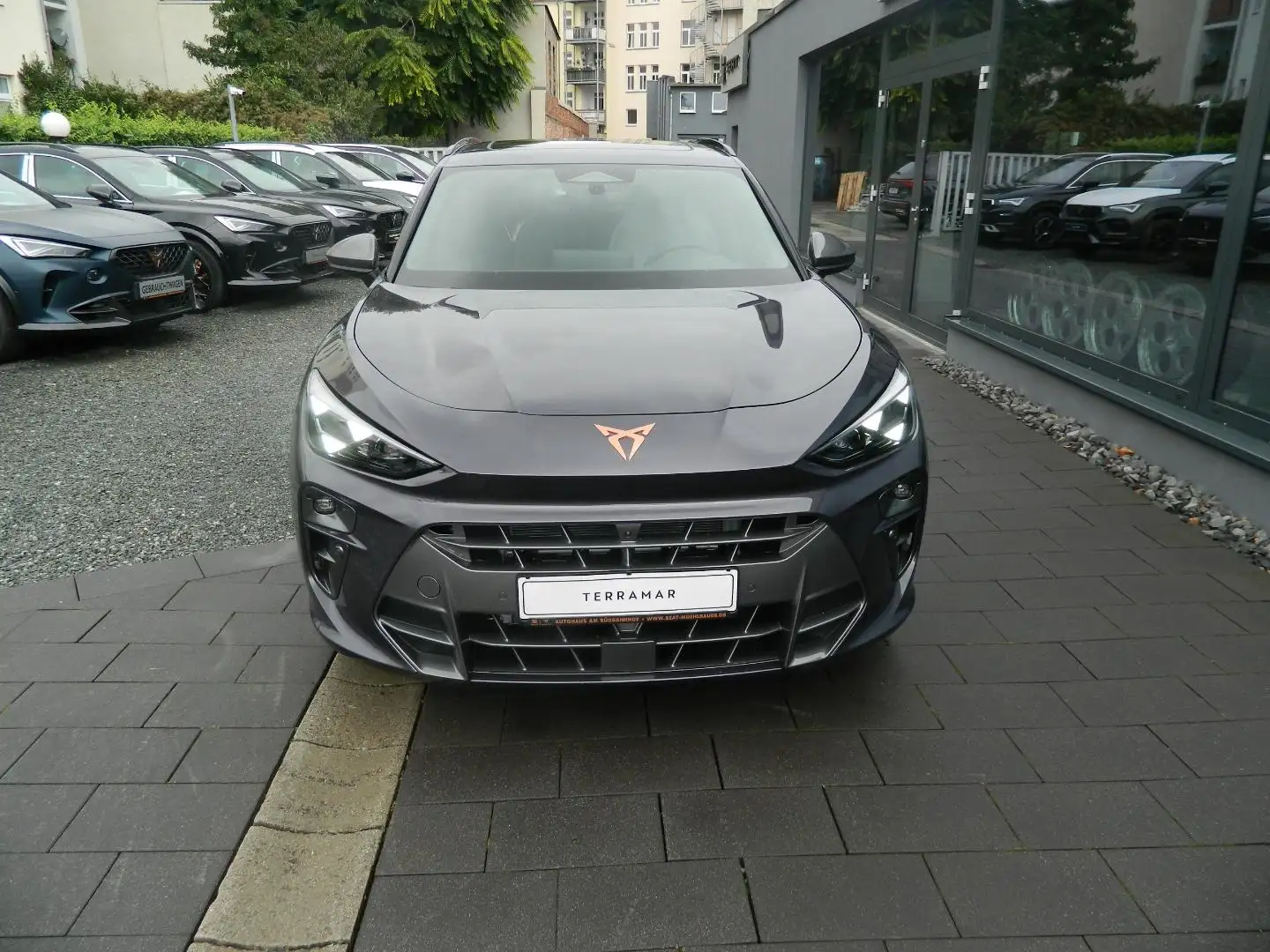 CUPRA Terramar VZ 1.5 e-HYBRID DSG Leder/Matrix/PanoramaD/Sen - 2