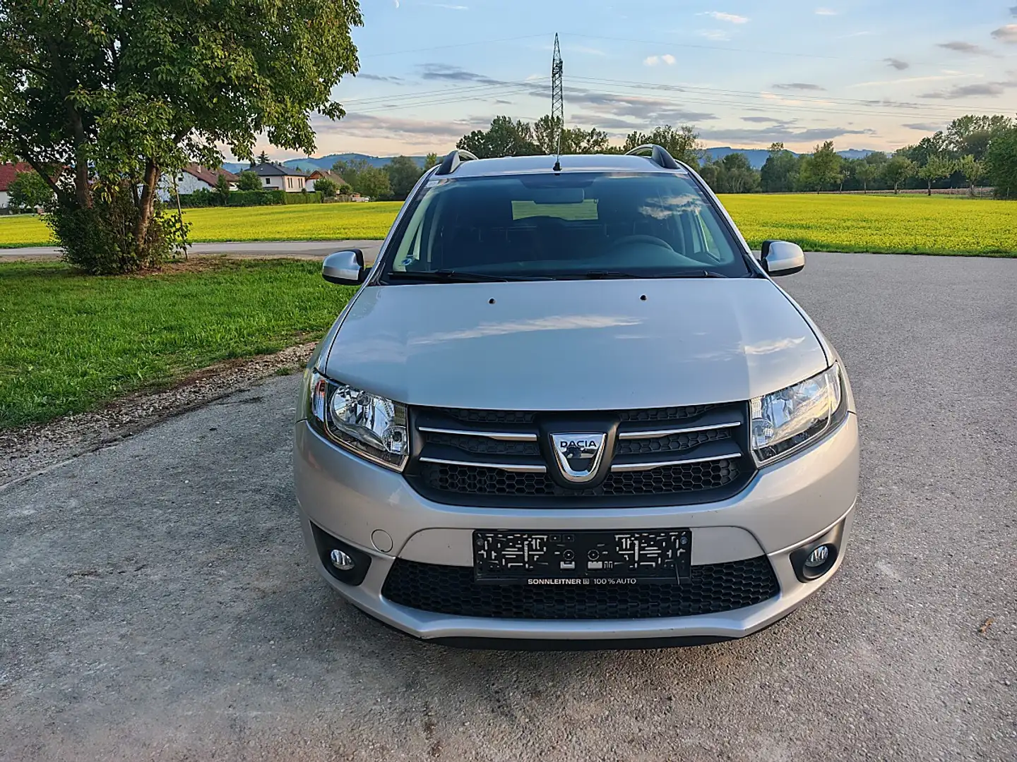 Dacia Logan MCV Supreme TCe 90 S&S Grau - 1