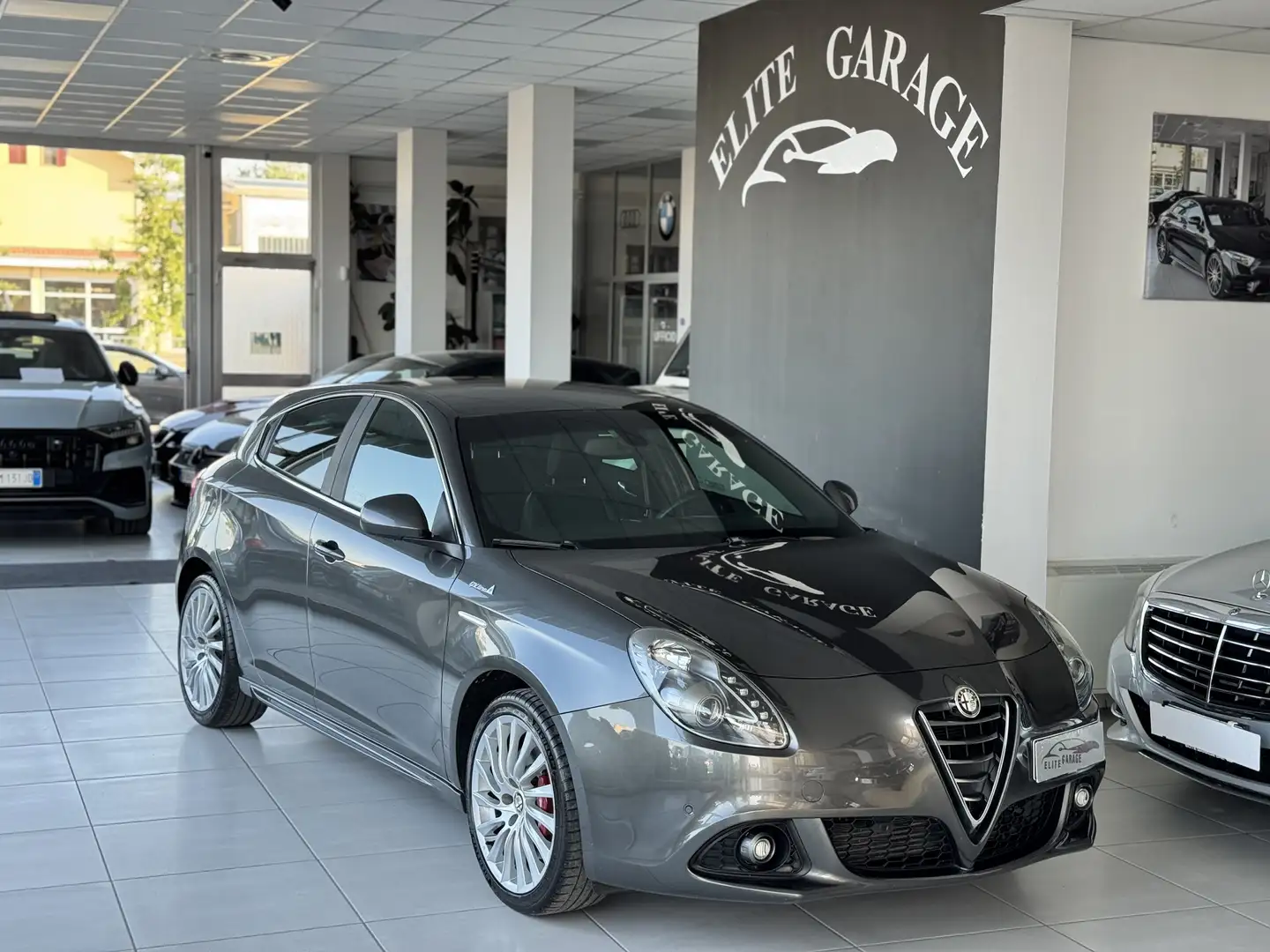 Alfa Romeo Giulietta 1.4 t. m.air Exclusive 170cv QUADRIFOGLIO VERDE LI Grigio - 1
