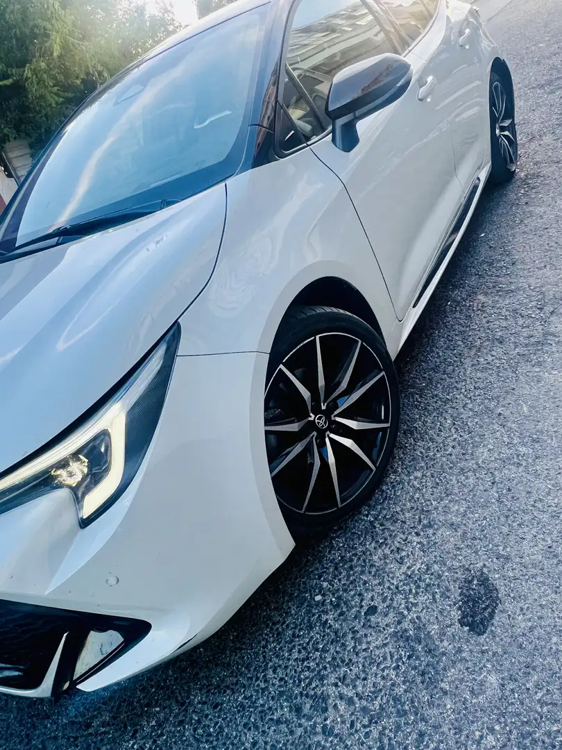 Toyota Corolla 1.6 VVT-i Automatik Edition - 1