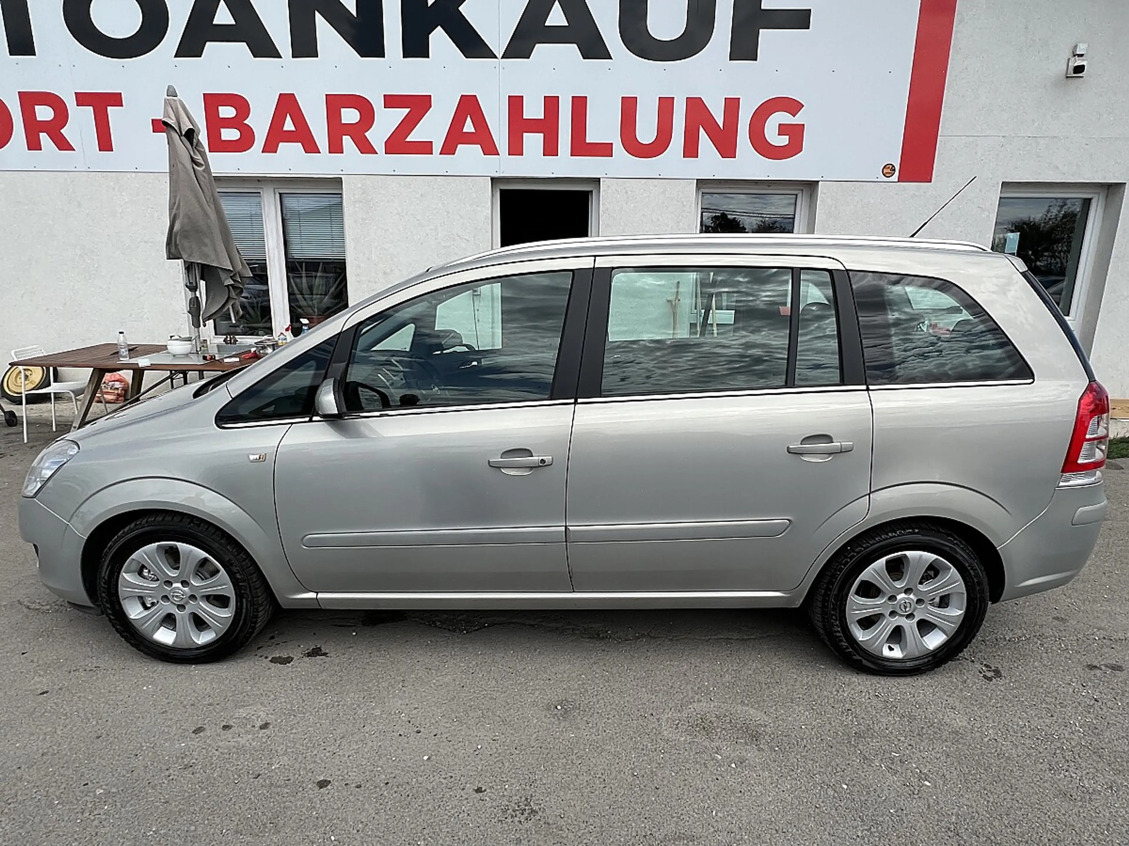 Opel Zafira 1,9 CDTI * 7 SITZER * SOFORT FNANZERUNG MÖGLICH * — photo 2