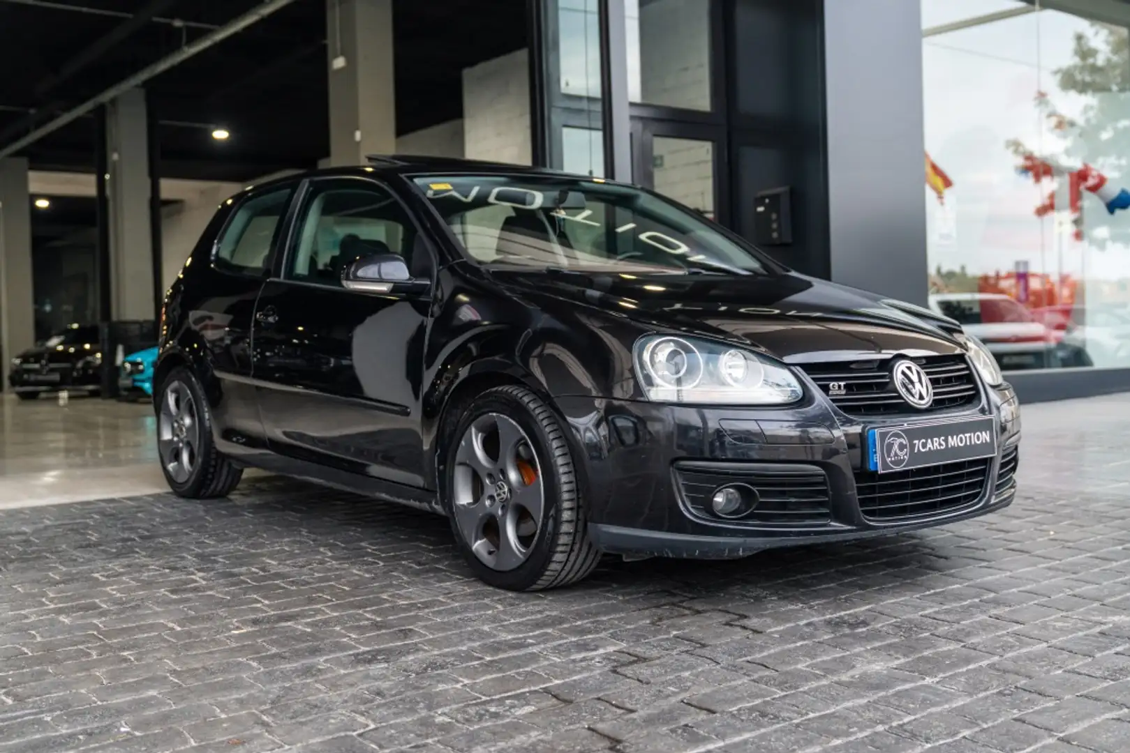 Volkswagen Golf 1.9TDI GT Sport 105 Schwarz - 1