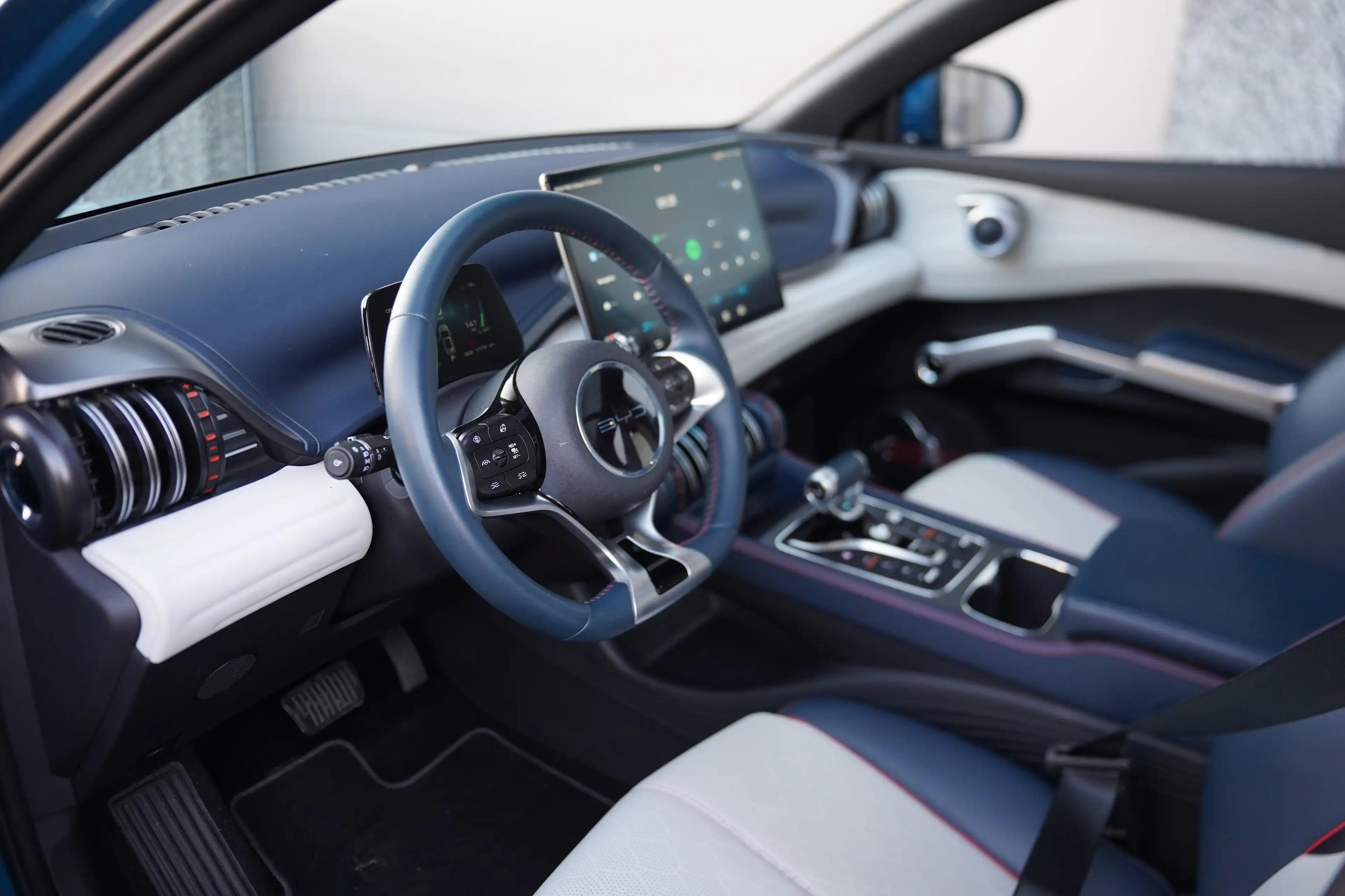 BYD Atto 3 Design *PANO / EL KOFFER / 360 / ACC / CARPLAY* — photo 2