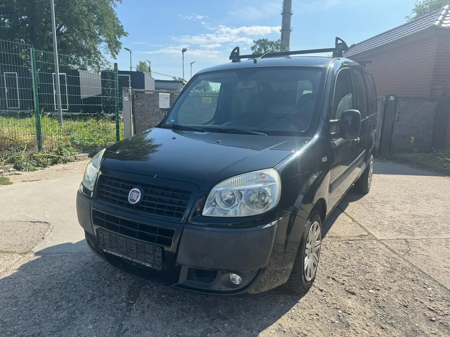 Fiat Doblo Cargo JTD 223.103.2 MAXI Noir - 1