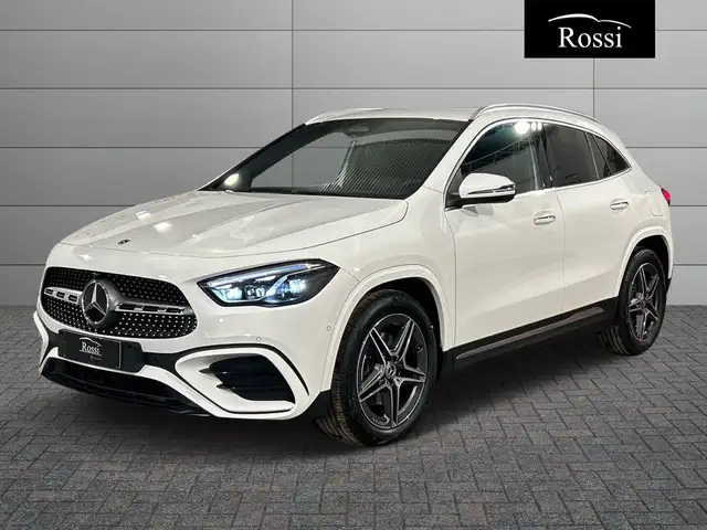 Mercedes-Benz GLA 180 d Automatic