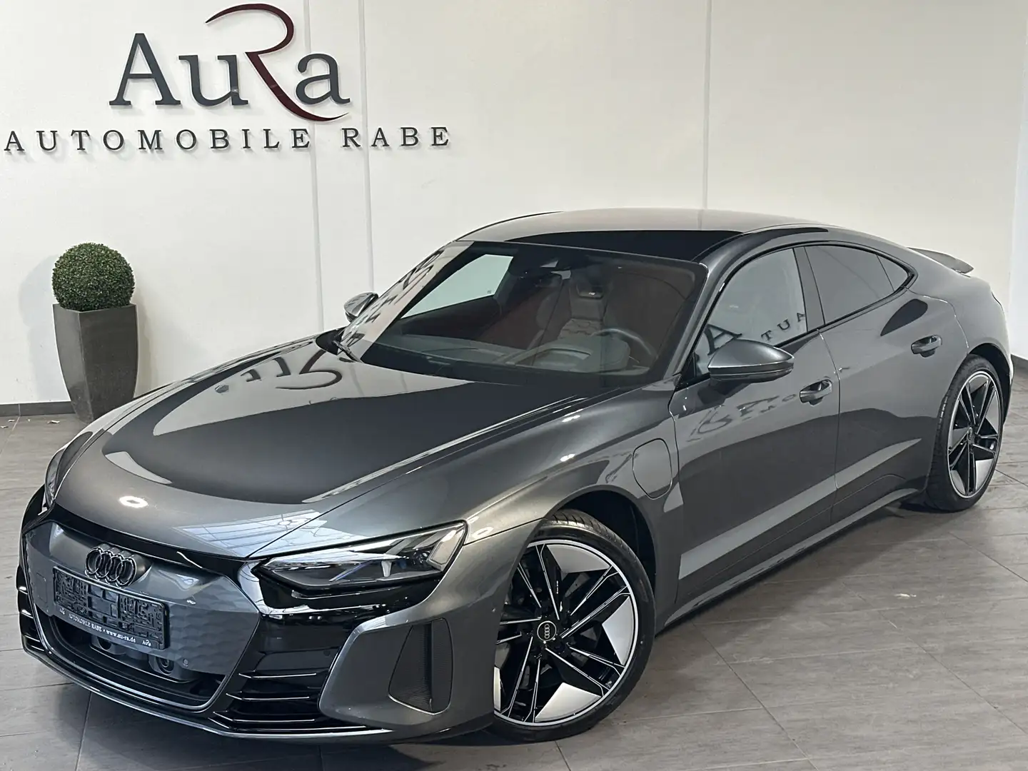 Audi RS Qu NAV+LED+HUD+360°+PANO+B&O+VCOCK Grau - 2