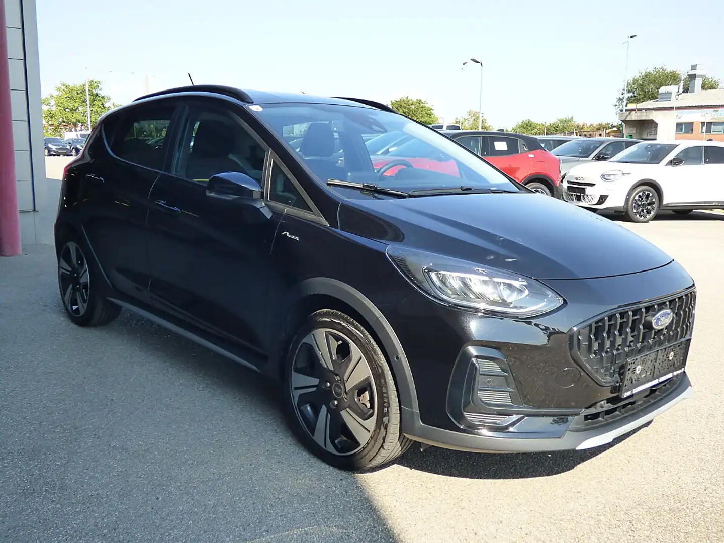 Ford Fiesta Active X 1,0 EcoBoost Start/Stop Schwarz - 2