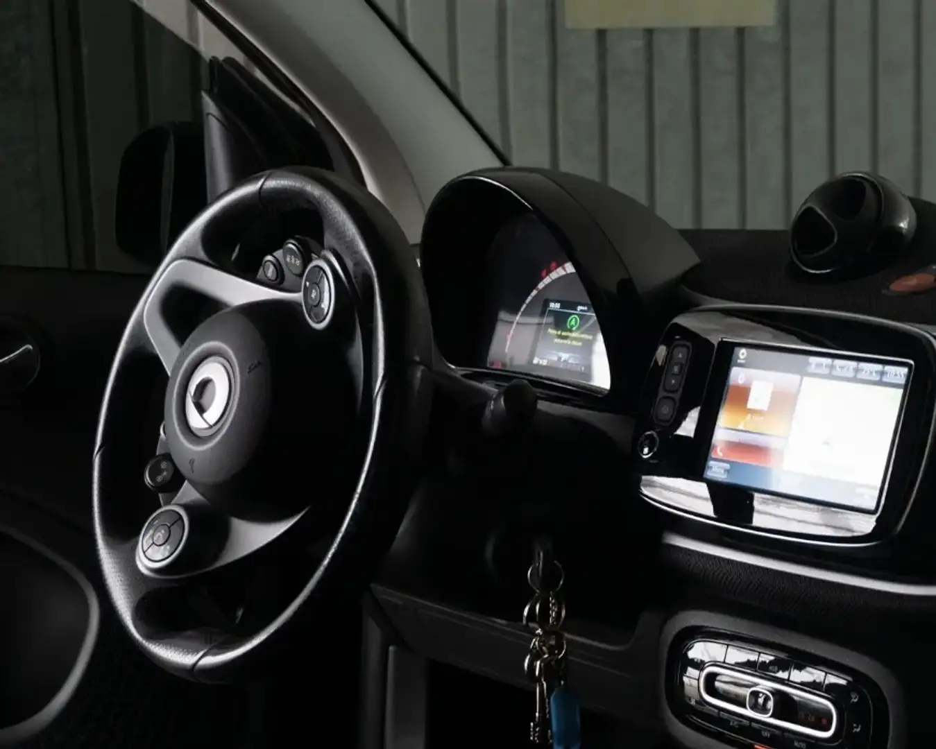 smart forTwo PureBlack Allestimento Brabus - 2