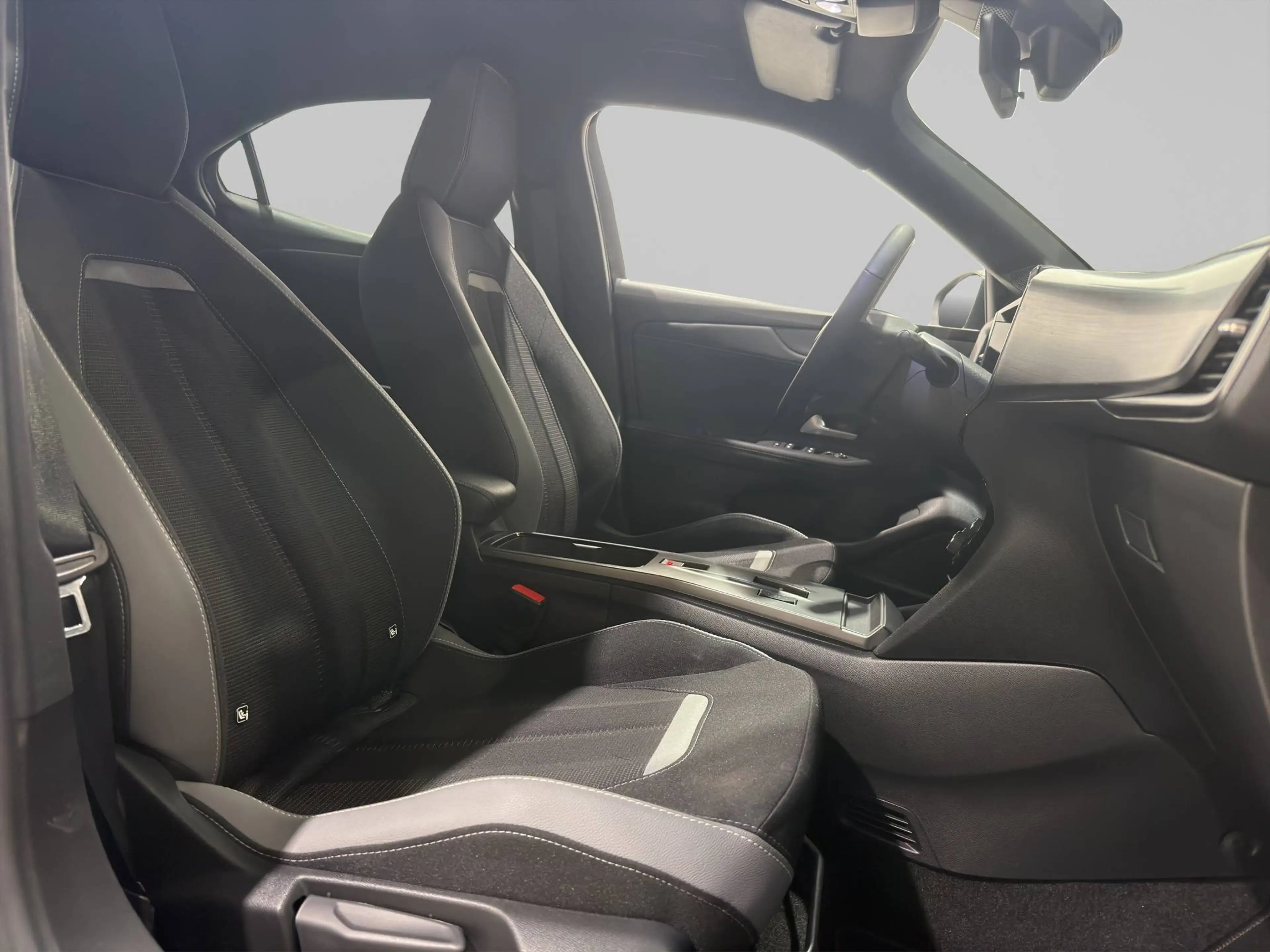 Opel Mokka-E GS 156 ***APPLE CARPLYA & ANDROID AUTO*REAR CAMERA*** — photo 11