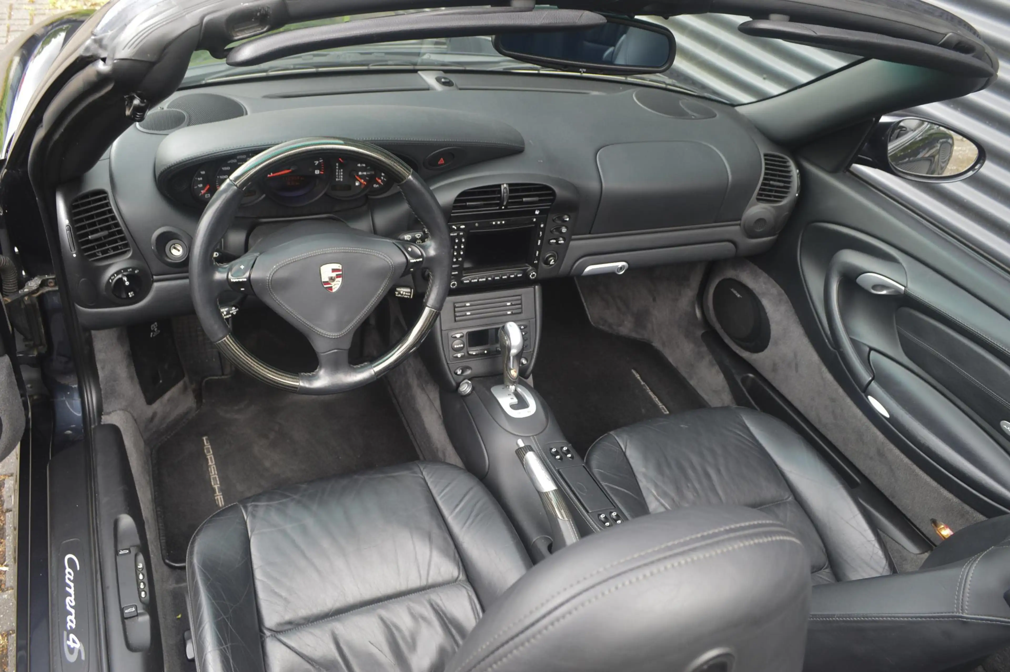 Porsche 996 996 3.6 Cabriolet Carrera 4S — photo 15