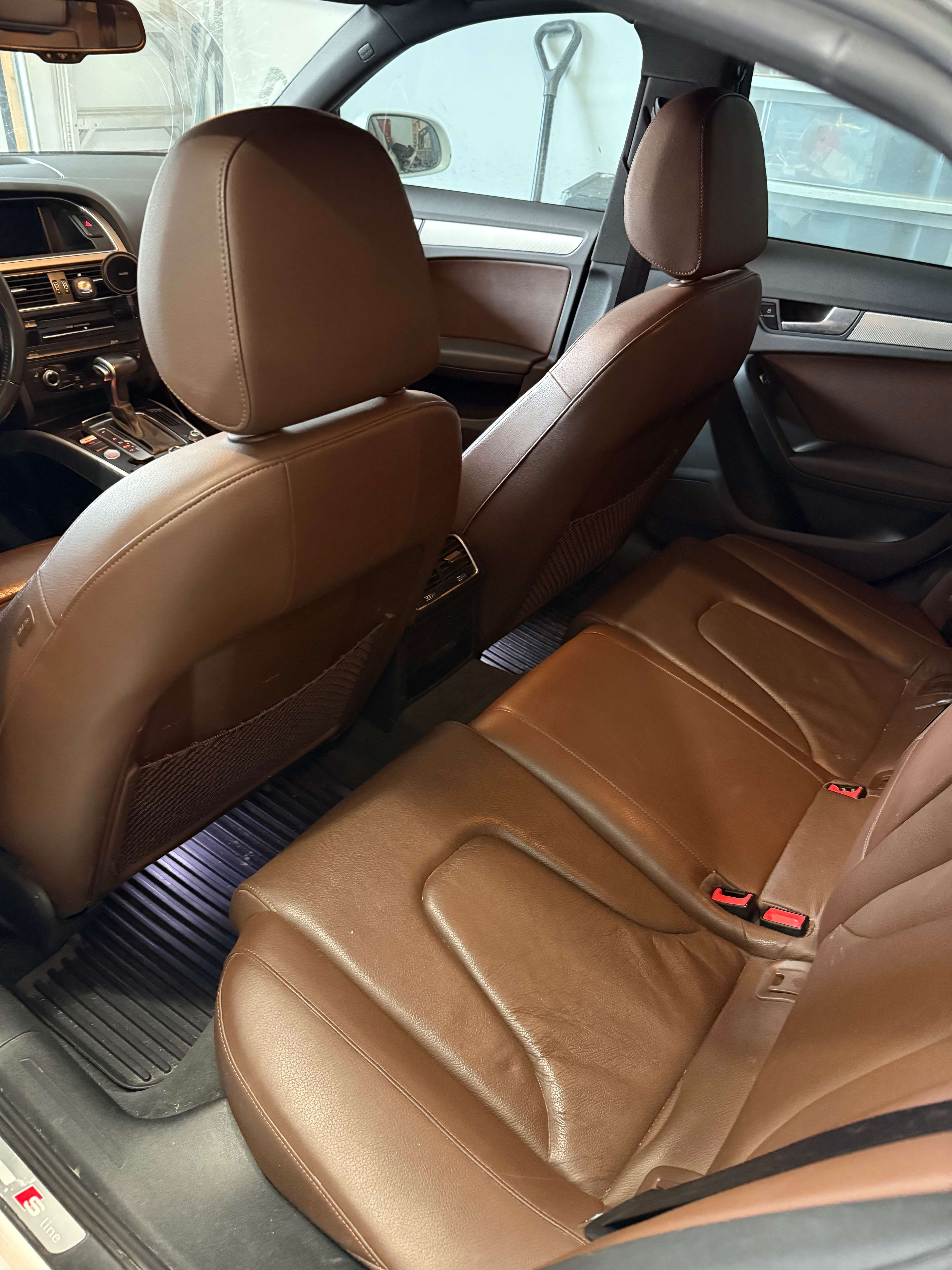 2015 Audi A4 4dr Sdn Auto Progressiv plus quattro thumb 9