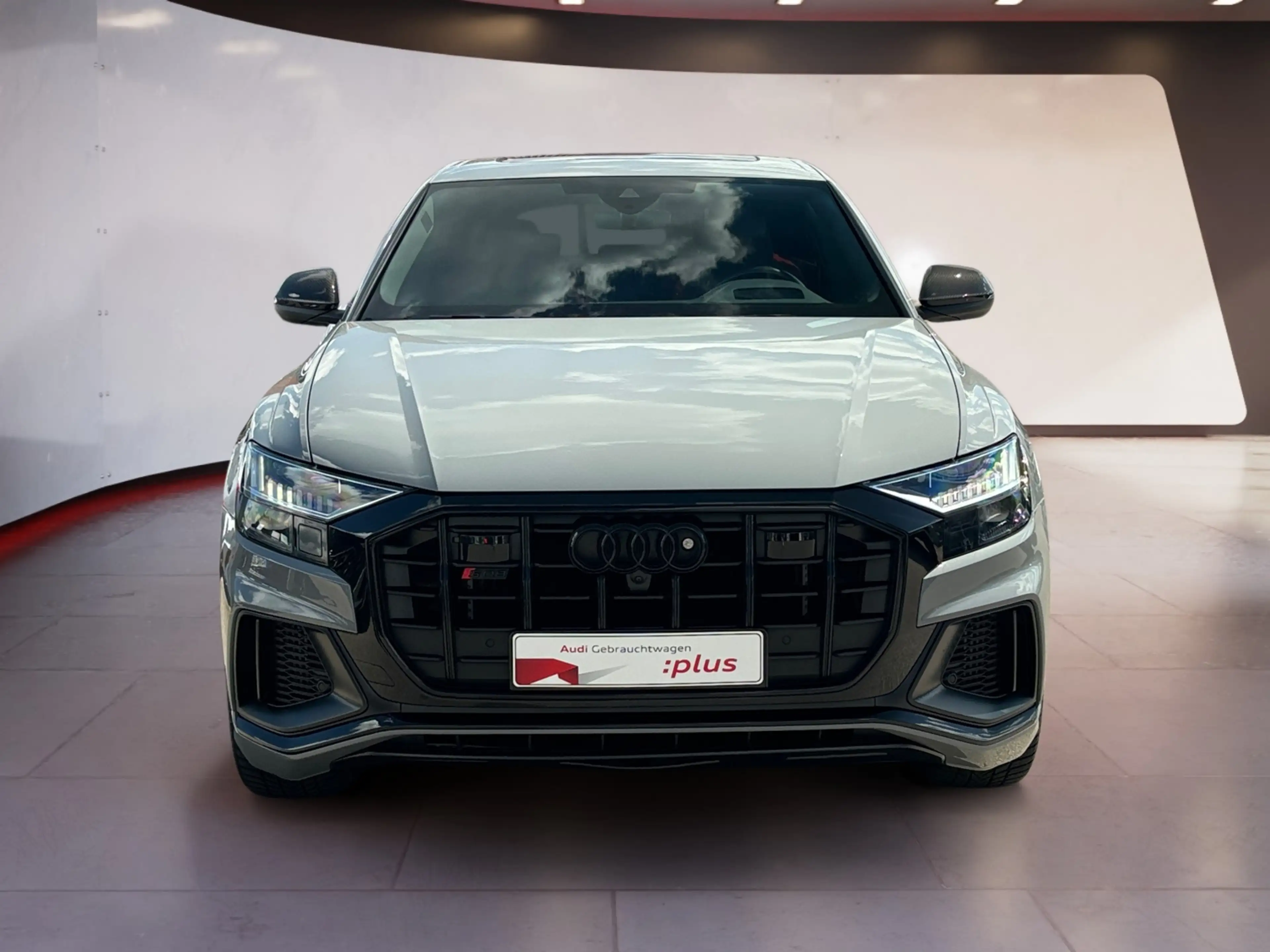 Audi SQ8 4.0 TFSI quattro AHK Pano Carbon Nachtsicht ACC 3 — photo 6