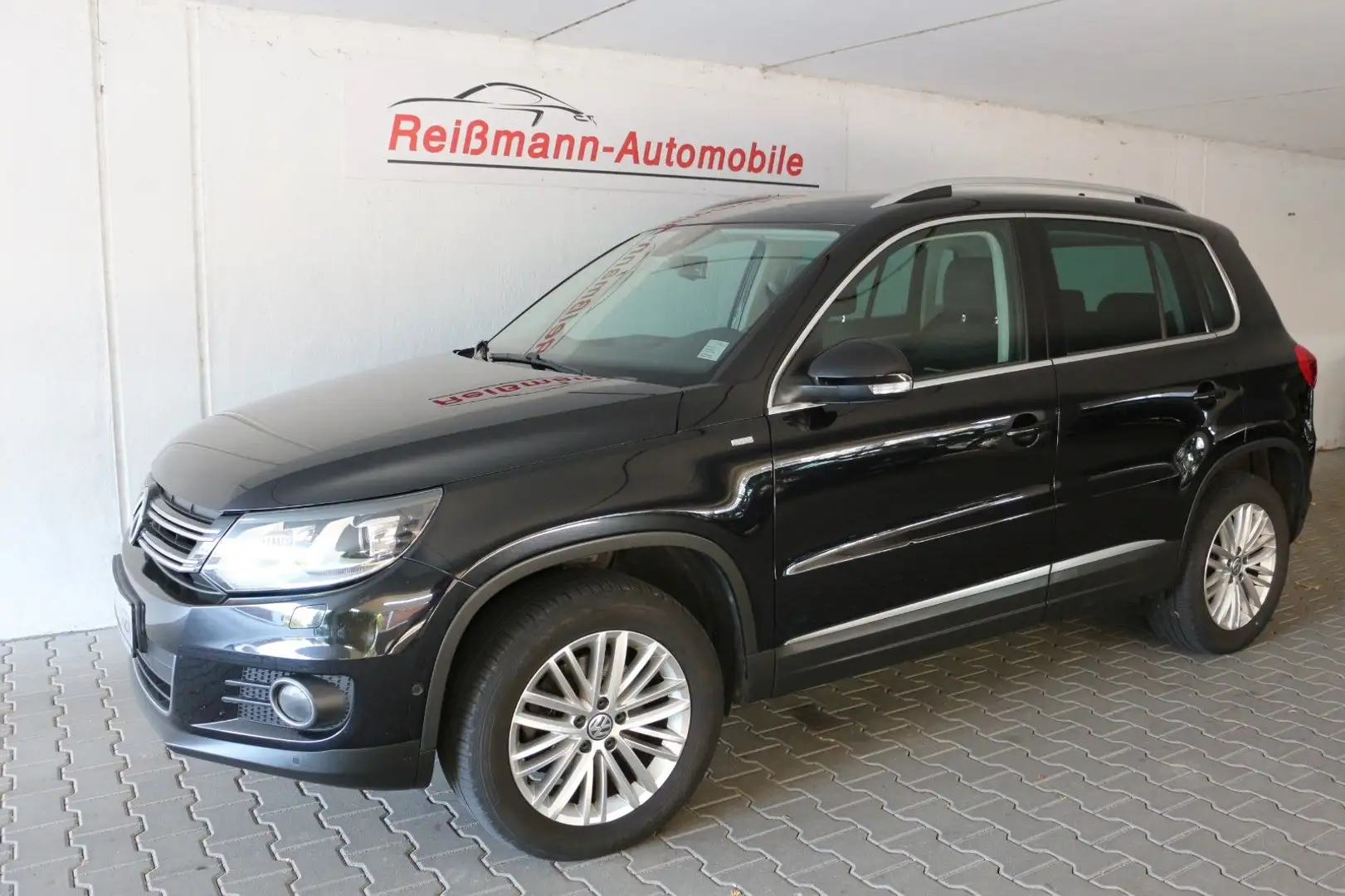 Volkswagen Tiguan Cup Sport & Style 4Motion, Xenon, Navi Noir - 1