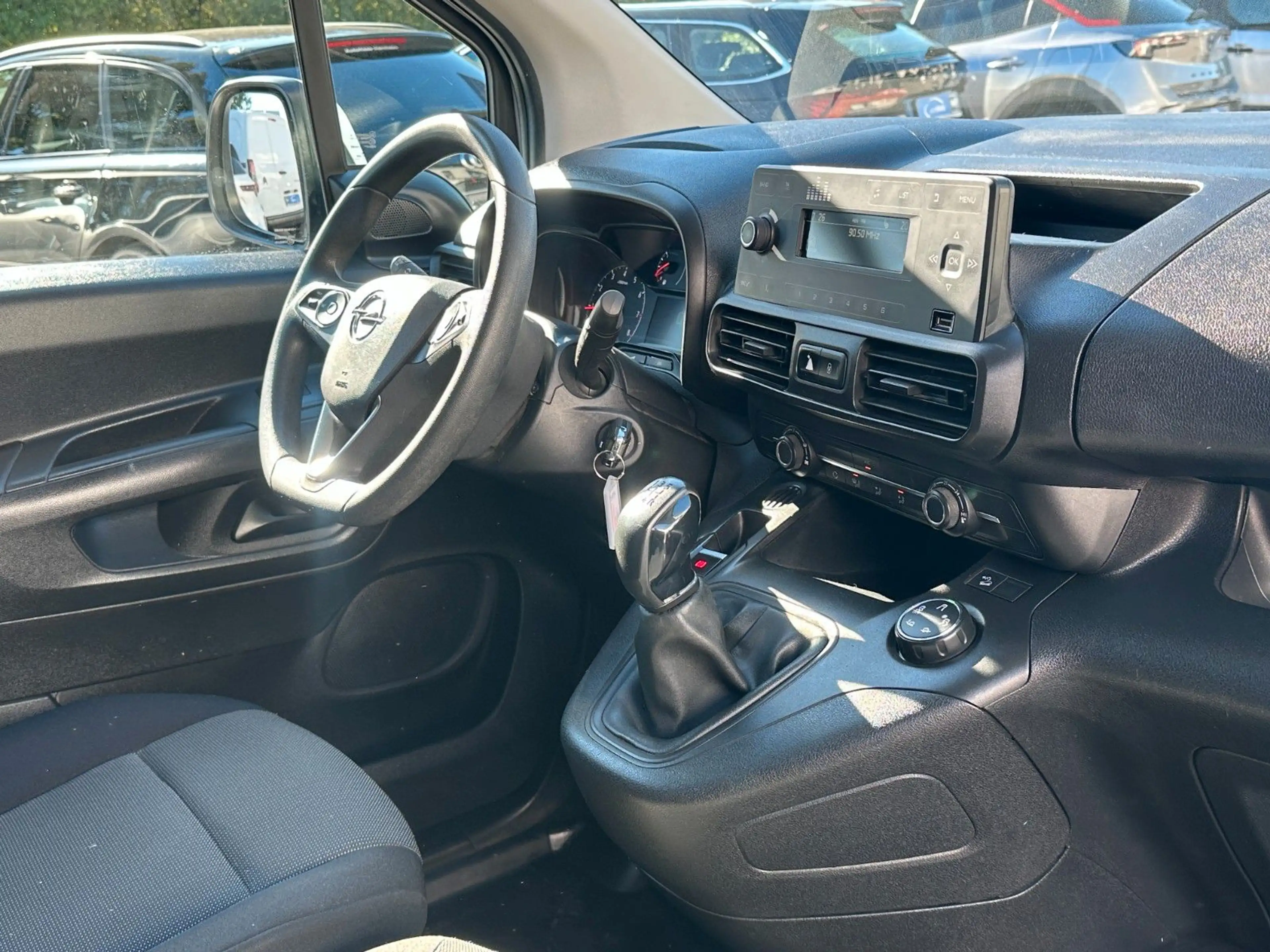Opel Combo E Cargo XL Edition*Klima*3 Sitze* — photo 14