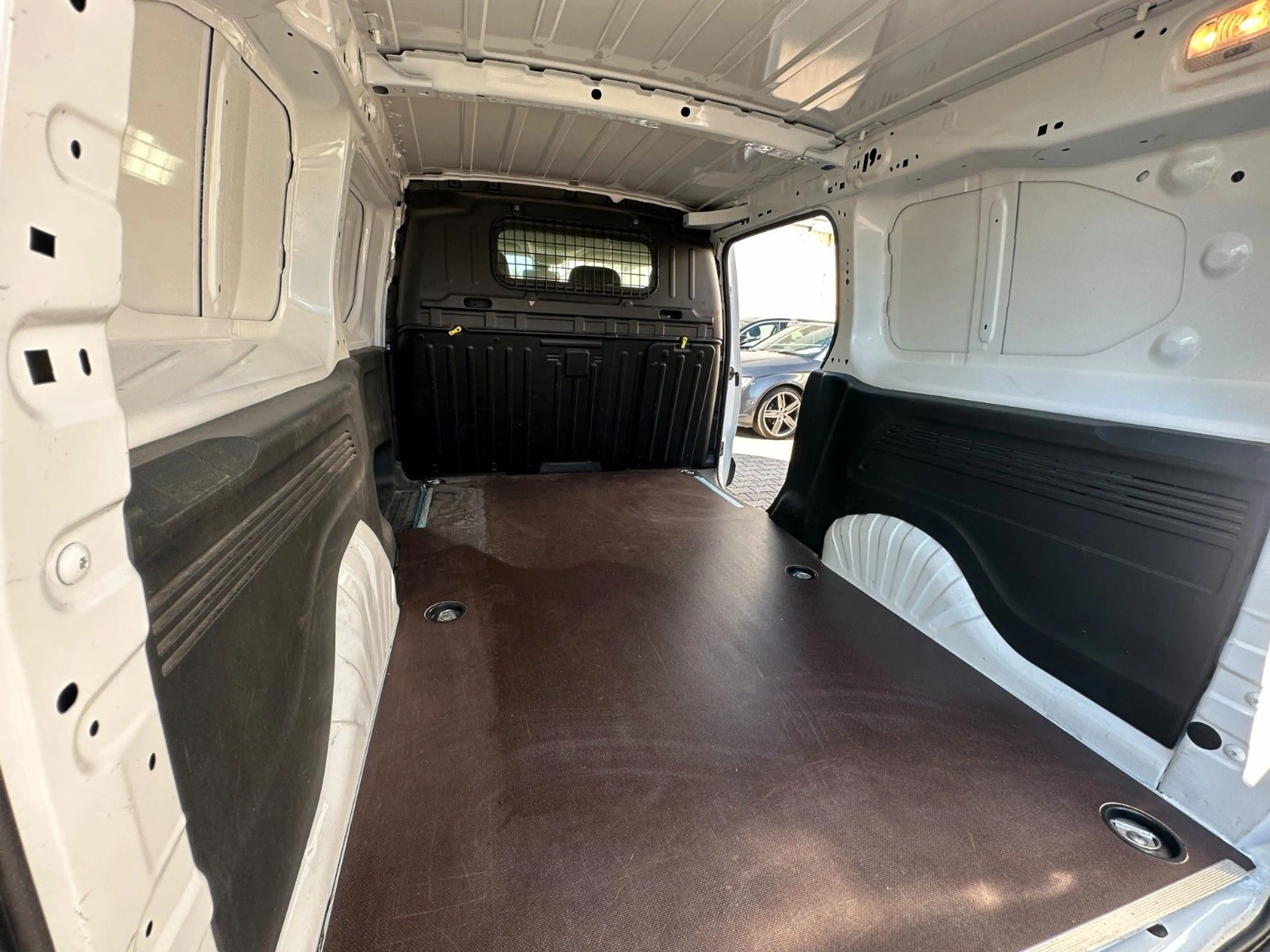 Opel Combo E Cargo XL Edition*Klima*3 Sitze* — photo 9