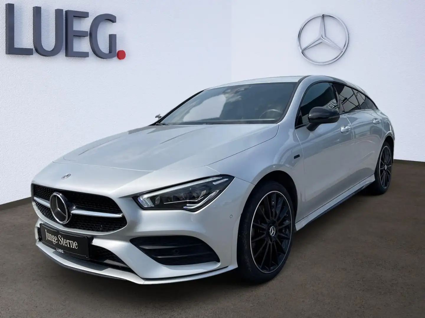 Mercedes-Benz CLA 250 e SB AMG-EDITION+LED+NIGHT+INFOTAINMENT Srebrny - 1