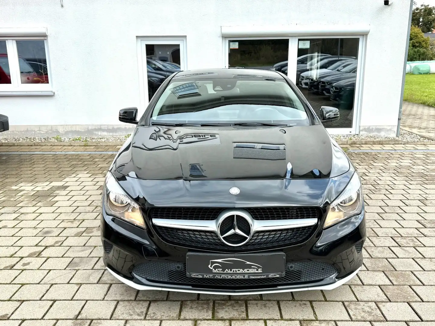 Mercedes-Benz CLA 200 *NAVI*TEMP*PDC*STANDHEIZUNG*SHZ*KLIMA* Noir - 2