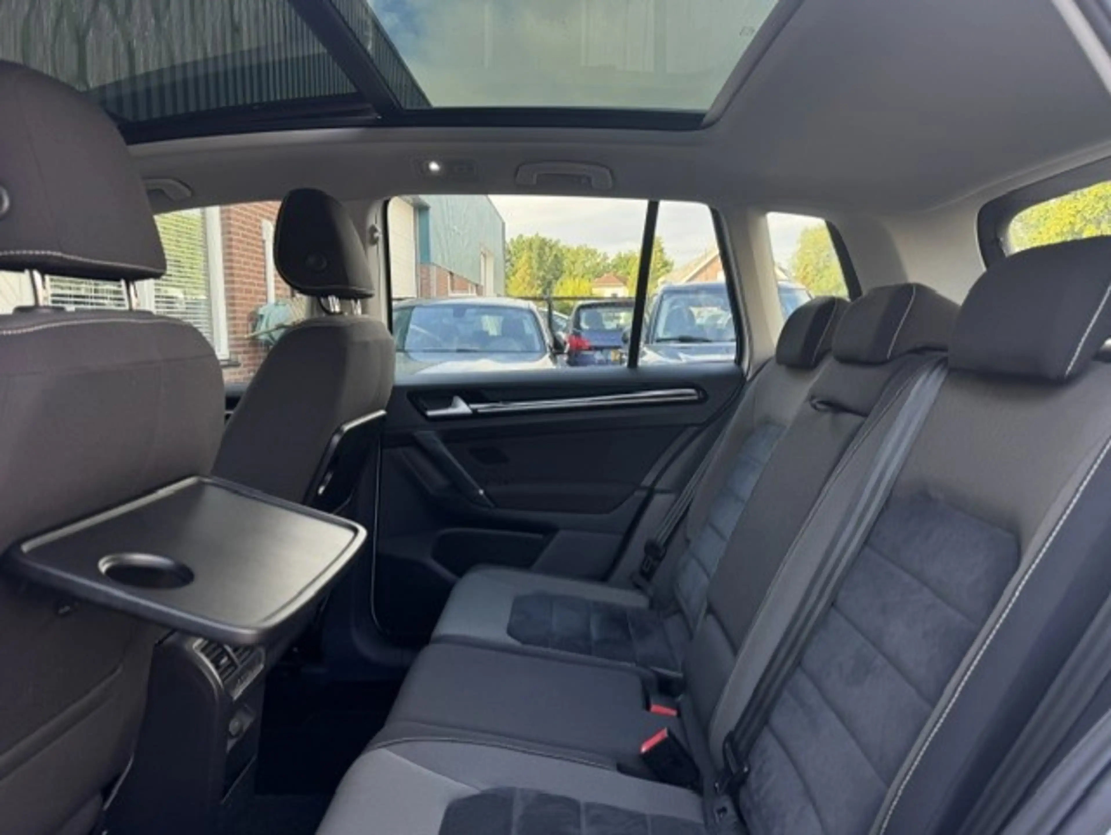 Volkswagen Golf Sportsvan 1.2 TSI Highline -1 eigenaar - DSG — photo 17