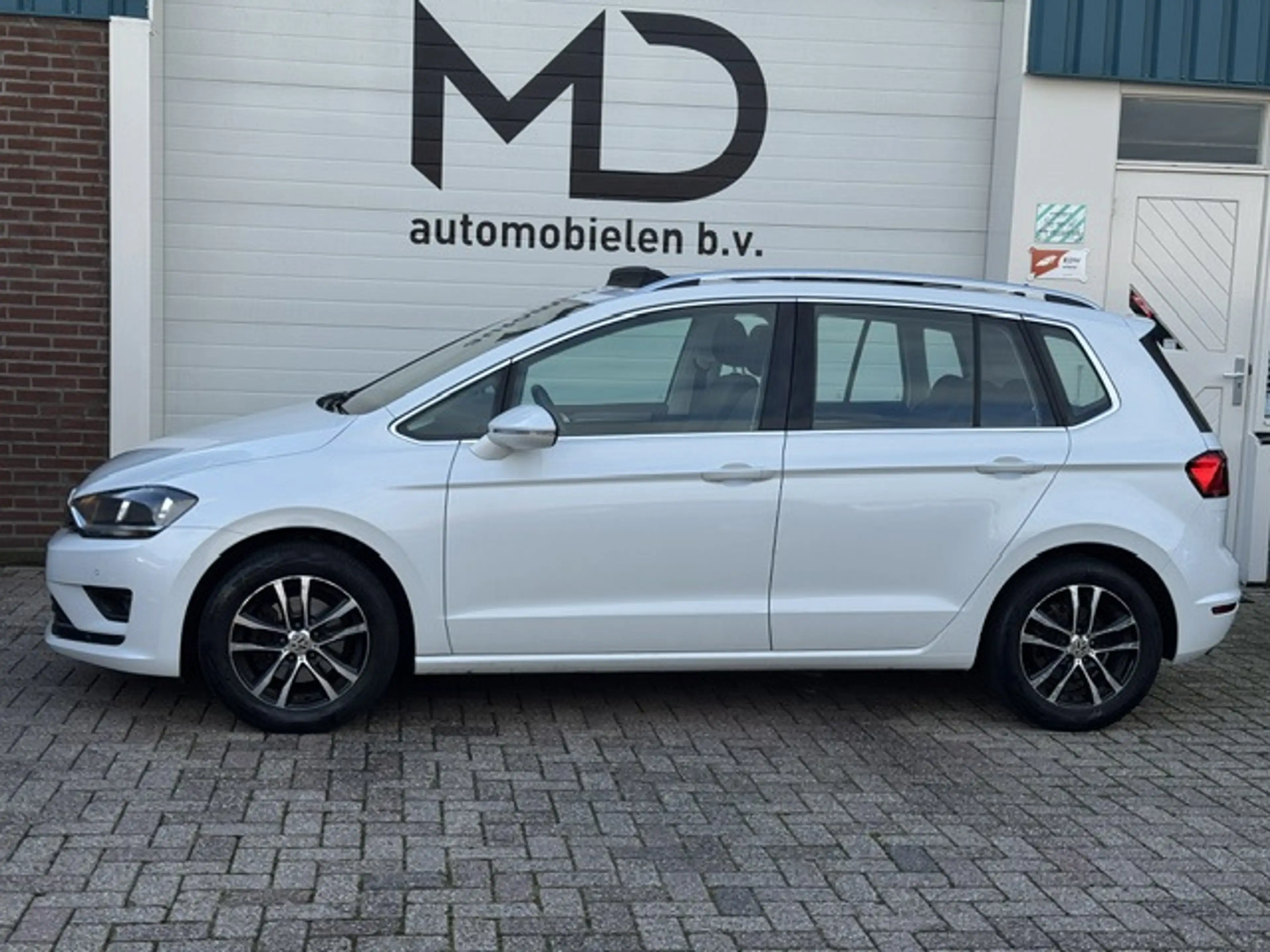 Volkswagen Golf Sportsvan 1.2 TSI Highline -1 eigenaar - DSG — photo 3