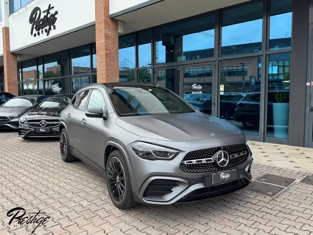 Mercedes-Benz GLA 200 200 AMG Line Premium Plus auto *GARANZIA UFFICIALE* TETTO*