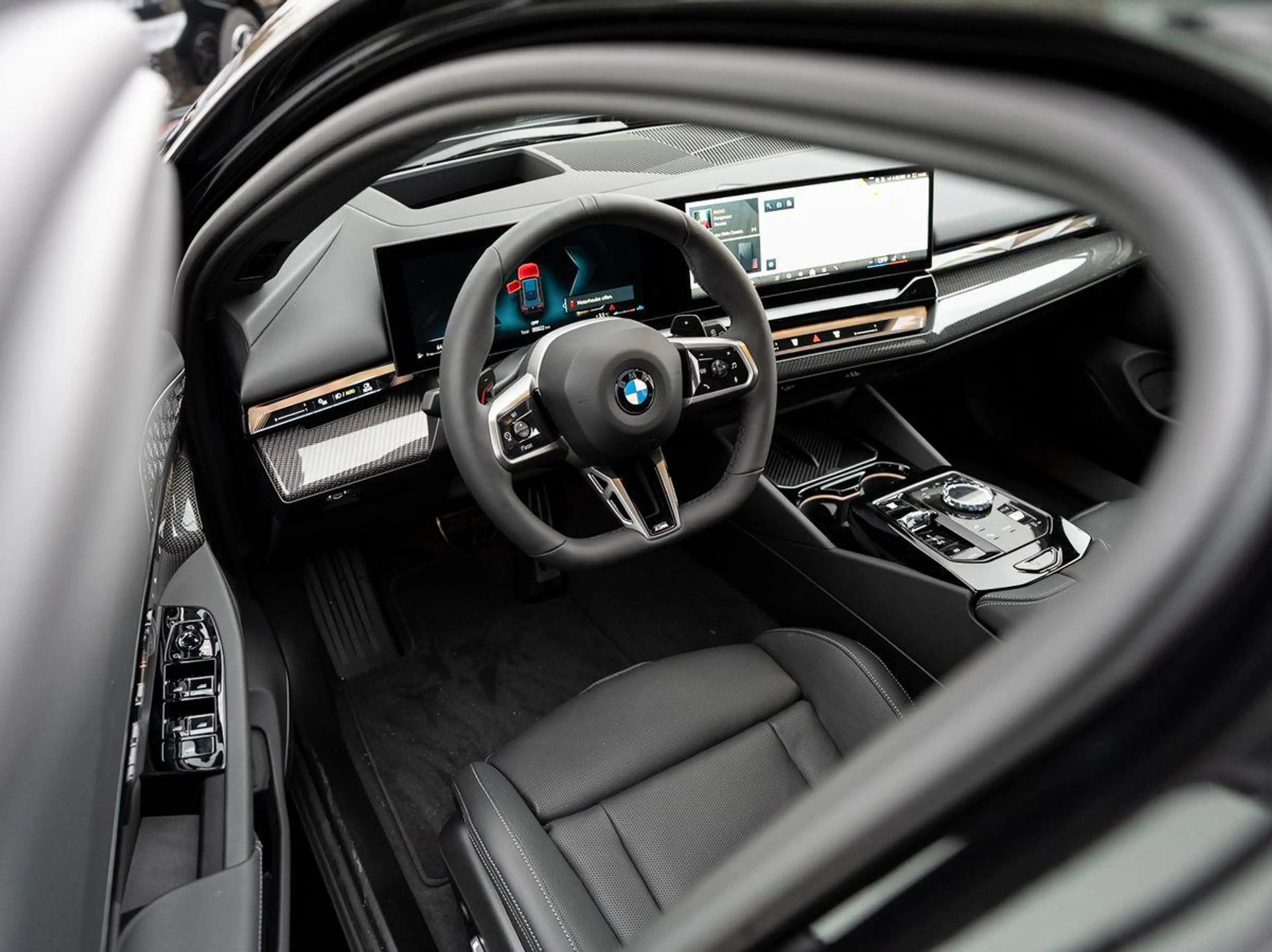 BMW 540 d xDrive Tour M-SportPRO StHzg PANO M-Sitze — photo 7