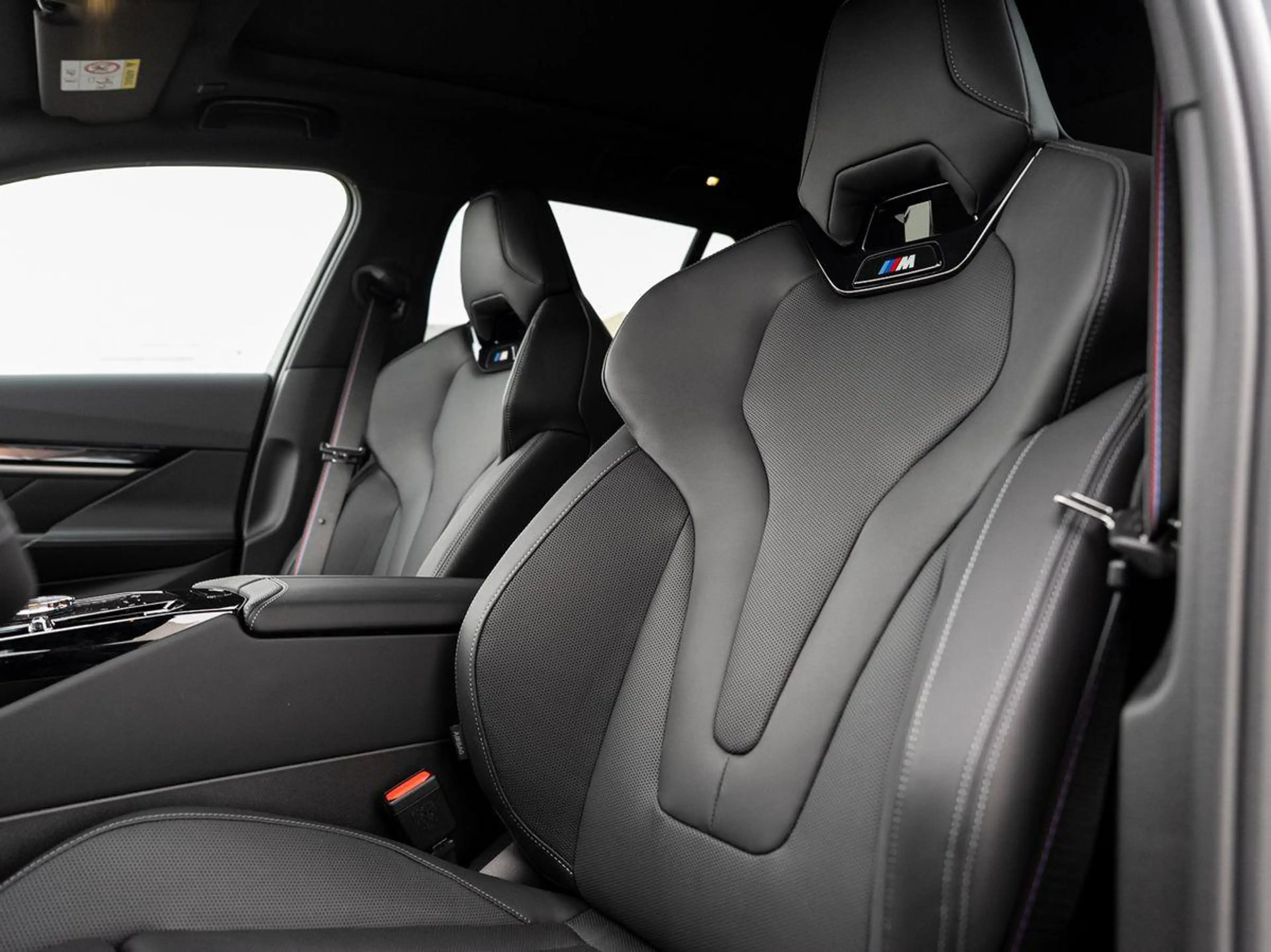 BMW 540 d xDrive Tour M-SportPRO StHzg PANO M-Sitze — photo 10