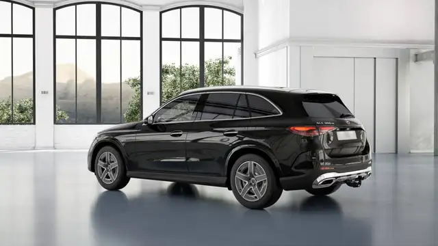 Mercedes-Benz GLC view 5
