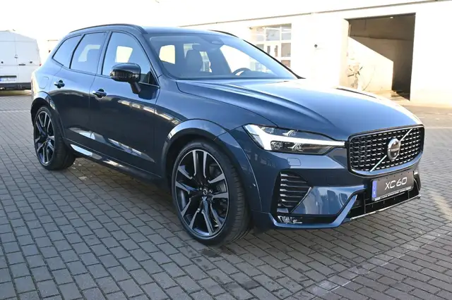 Volvo XC60 view 7