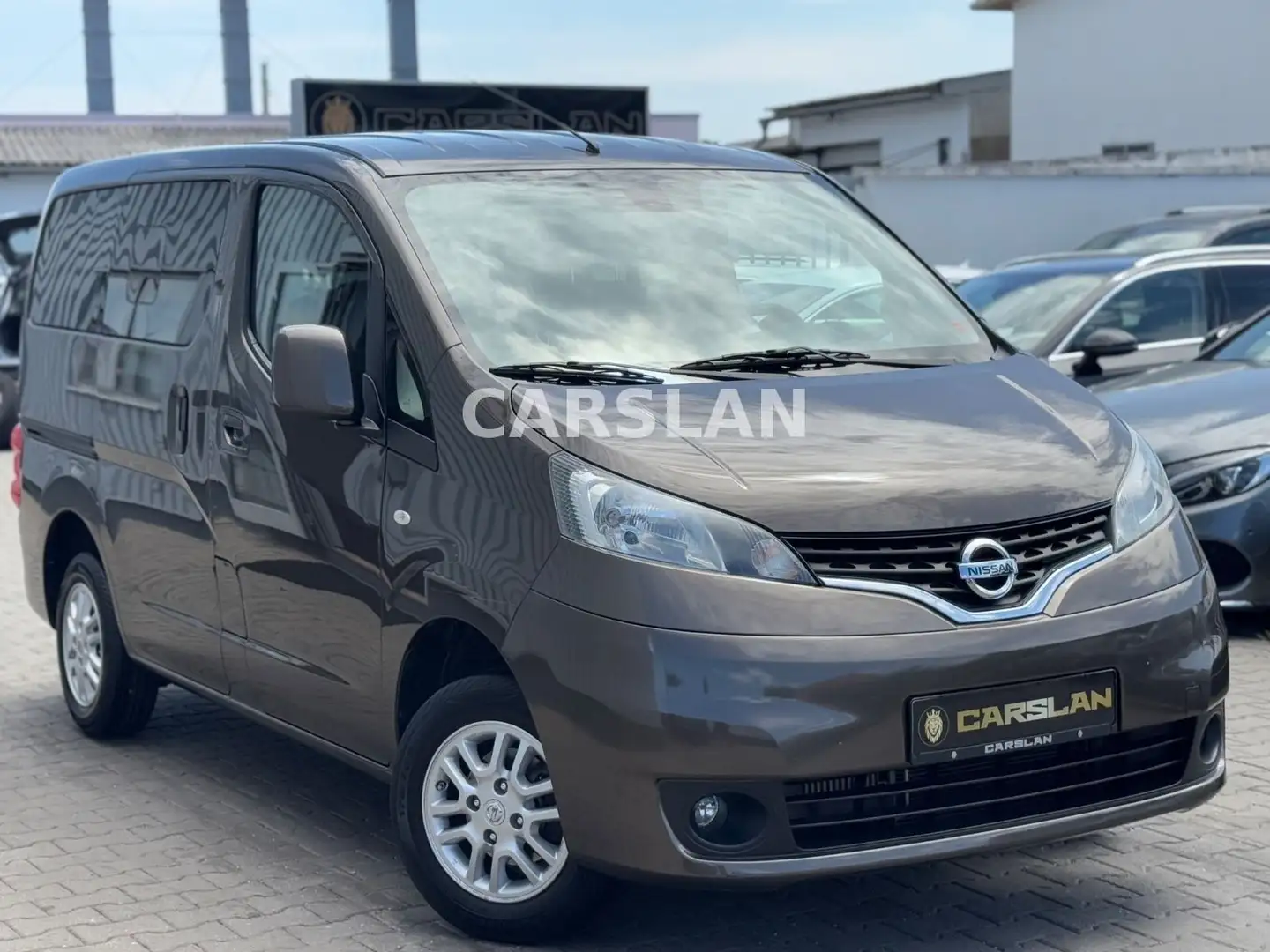 Nissan NV200 EVALIA TEKNA 1.HAND+7-SITZER+R.KAM+AHK+NAV Brun - 1