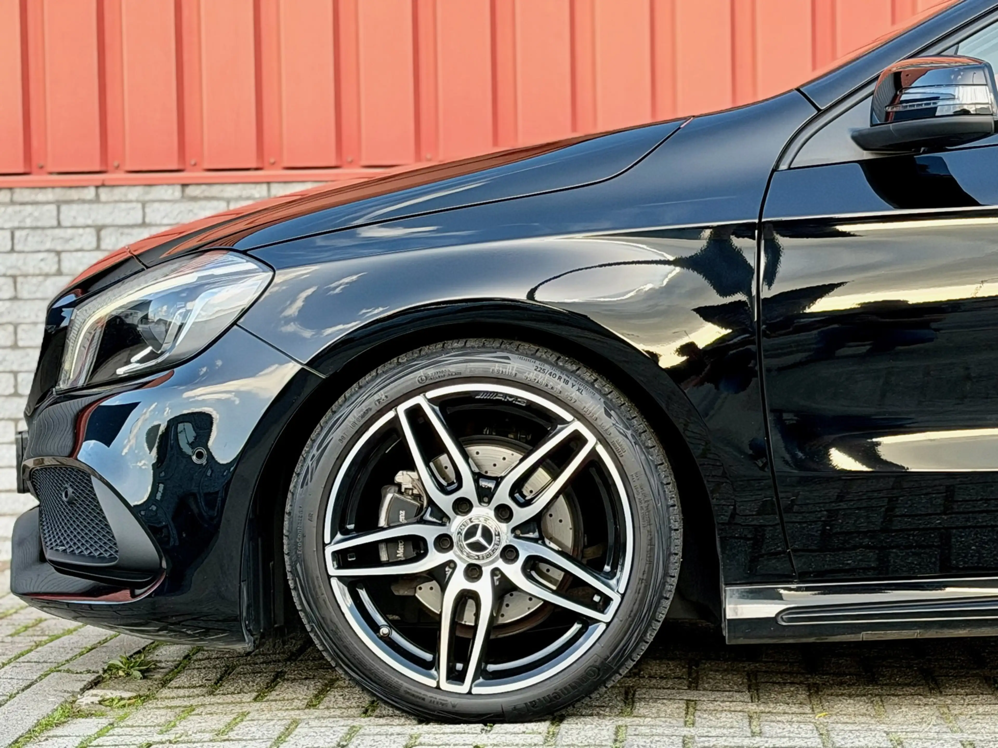Mercedes-Benz A 160 AMG Pano Night Camera Climate 18" — photo 9