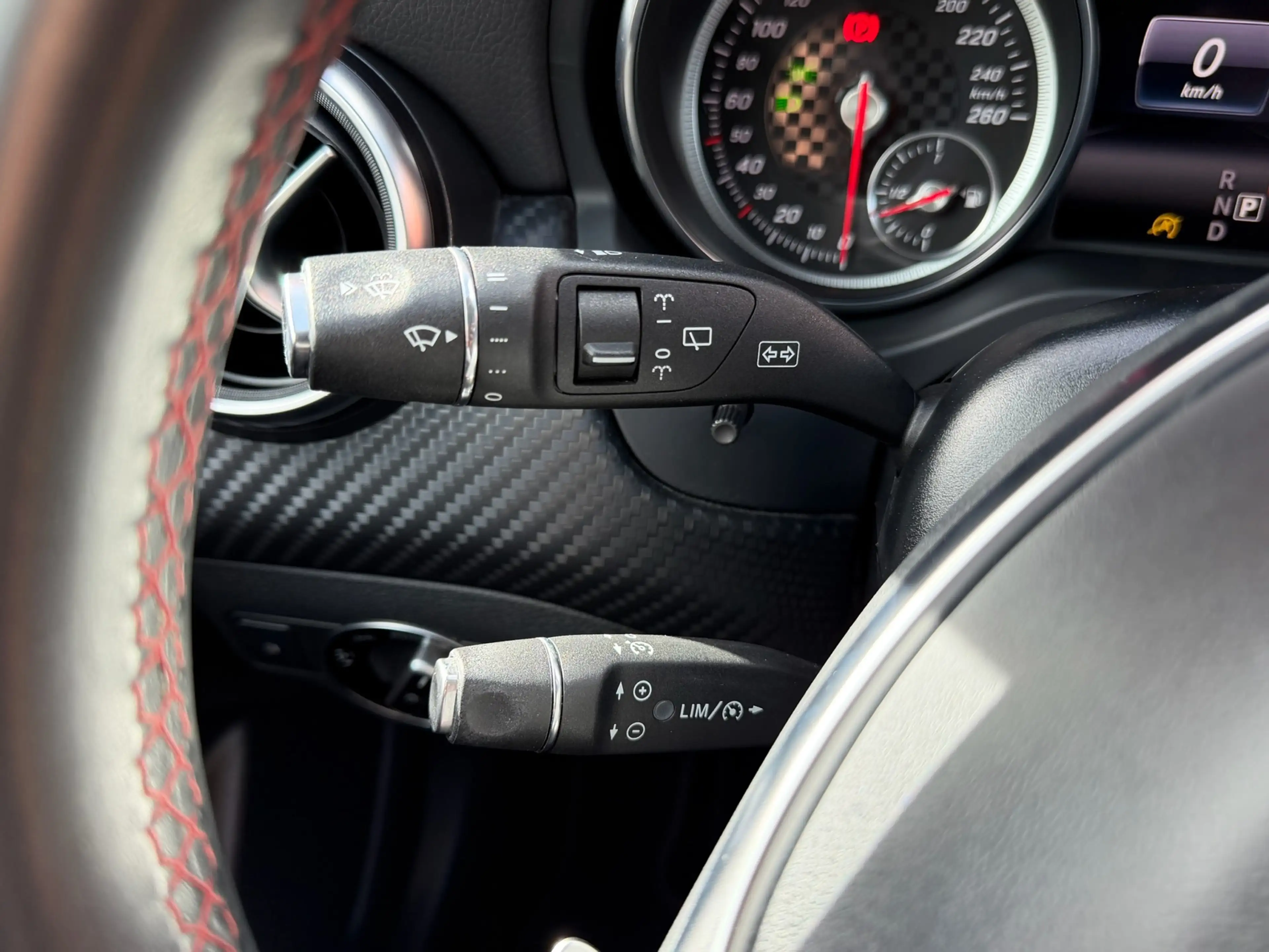Mercedes-Benz A 160 AMG Pano Night Camera Climate 18" — photo 29