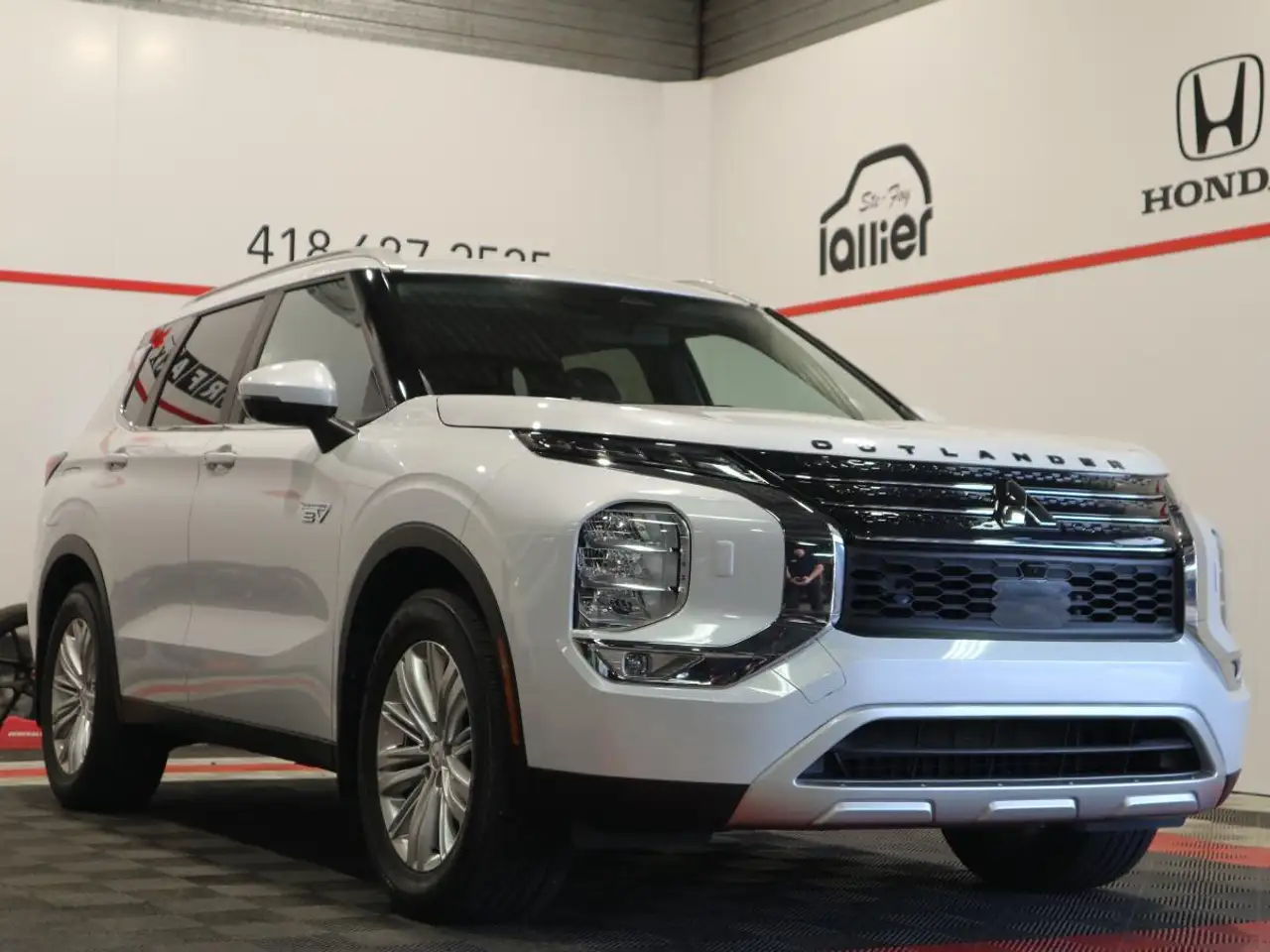 2024 Mitsubishi Outlander