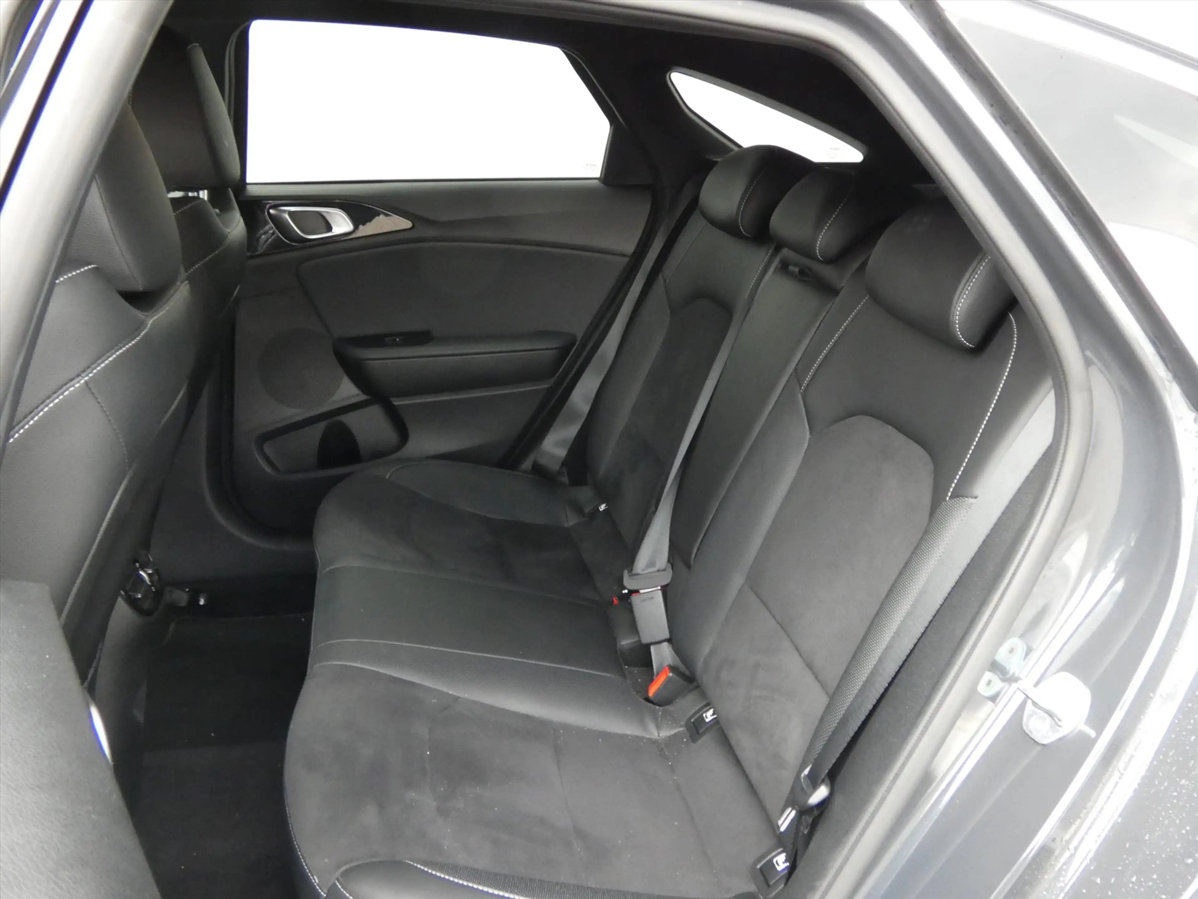 Kia ProCeed / pro_cee'd 1.5 T-GDi 160pk GT-Line — photo 14