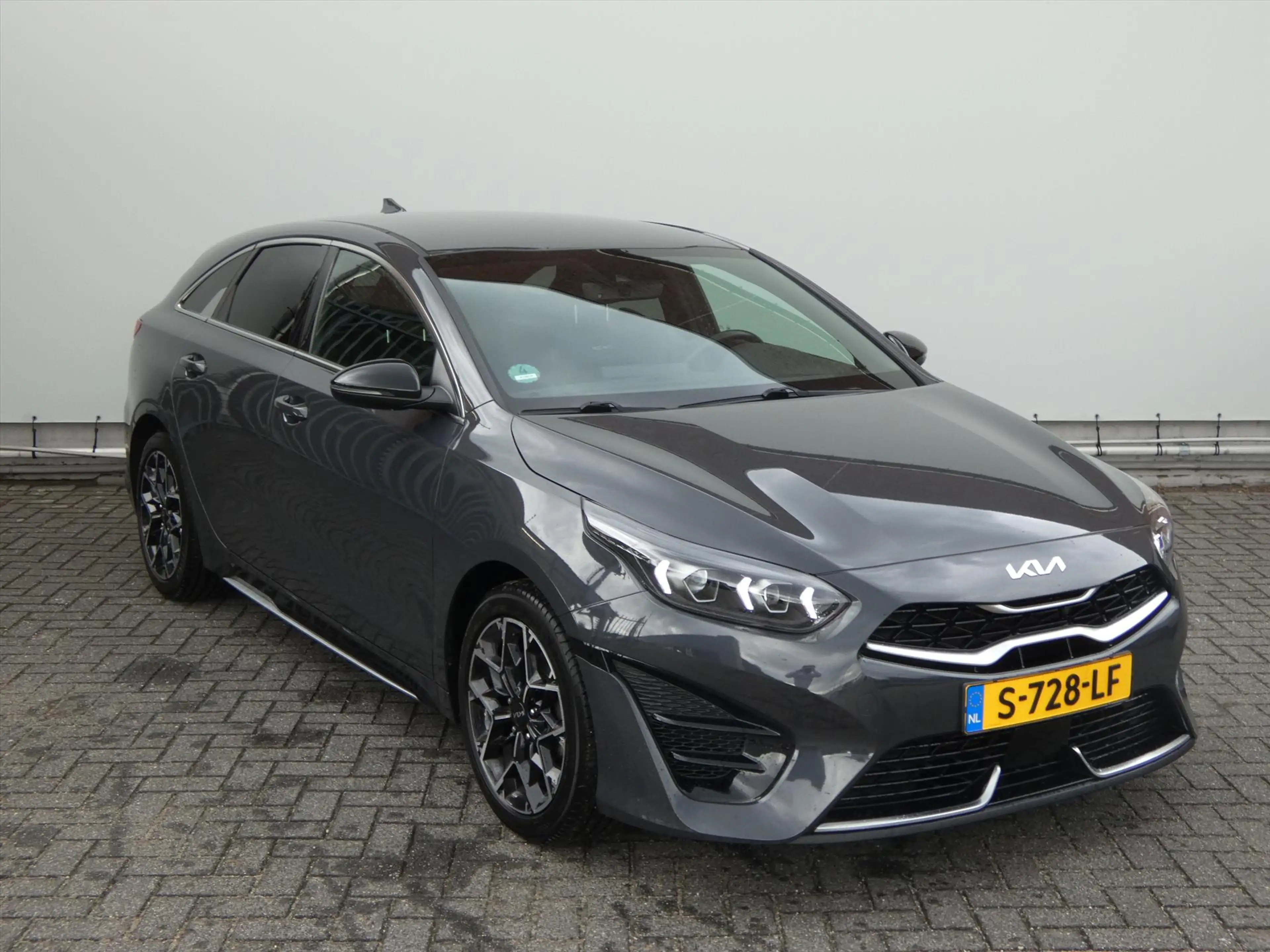Kia ProCeed / pro_cee'd 1.5 T-GDi 160pk GT-Line — photo 3